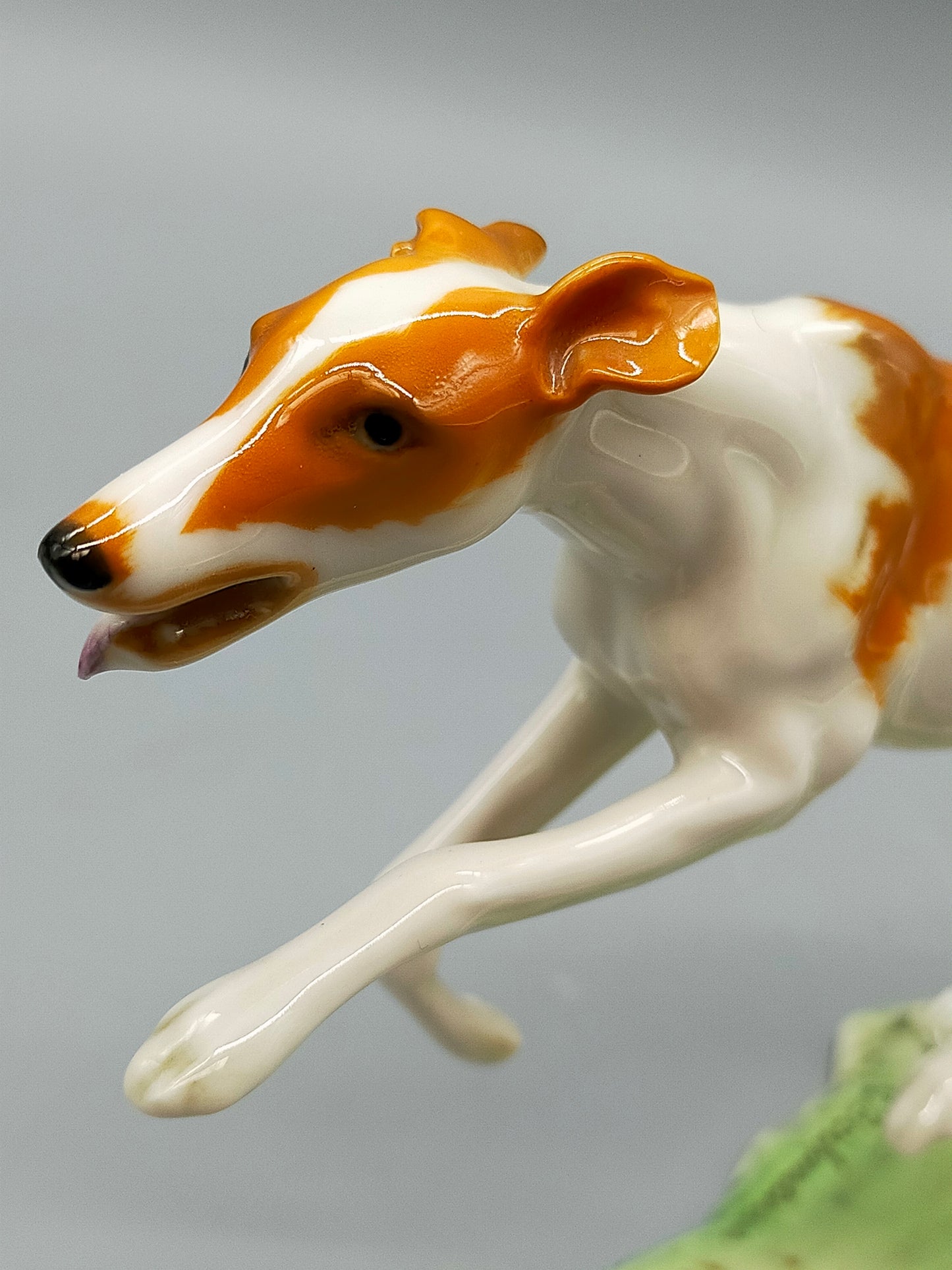 Kaiser Porzellan Figur Windhunde Laufende Hunde von G. Bochmann