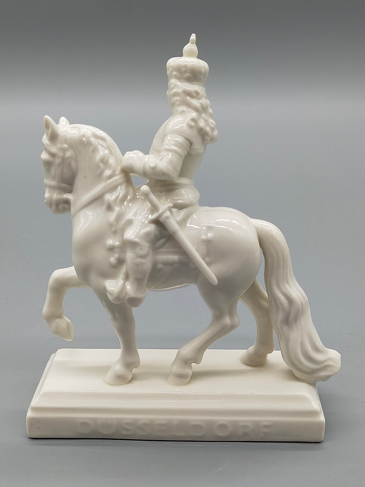 Nymphenburg Jan Wellem Reiterfigur Weißes Porzellan Kunstwerk