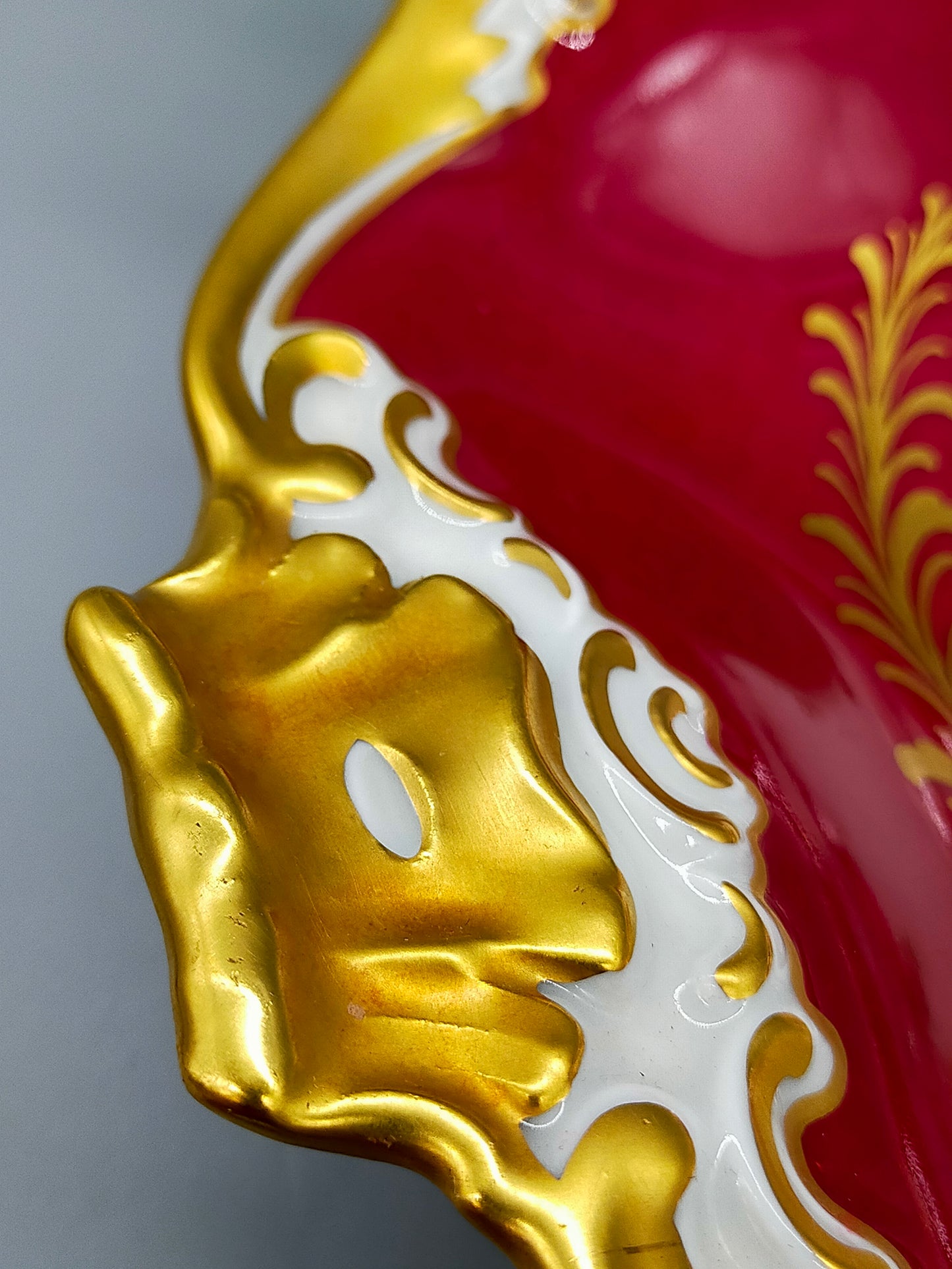 Edle Kaiser Porzellan Comtesse Prunkschale Barock Stil mit Gold