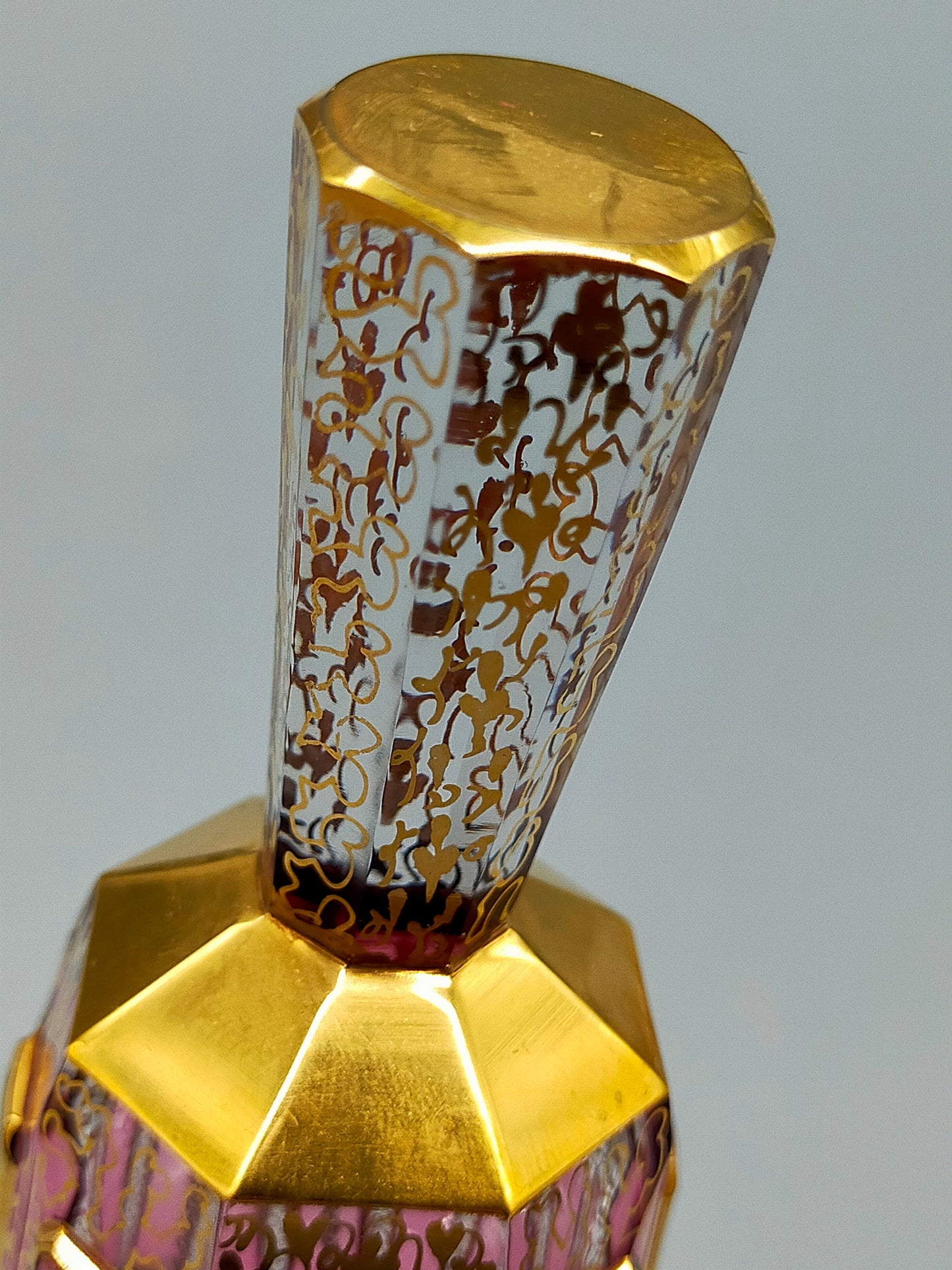 Edle Böhmische Kristall Tisch Glocke Rubinrot mit Golddekor
