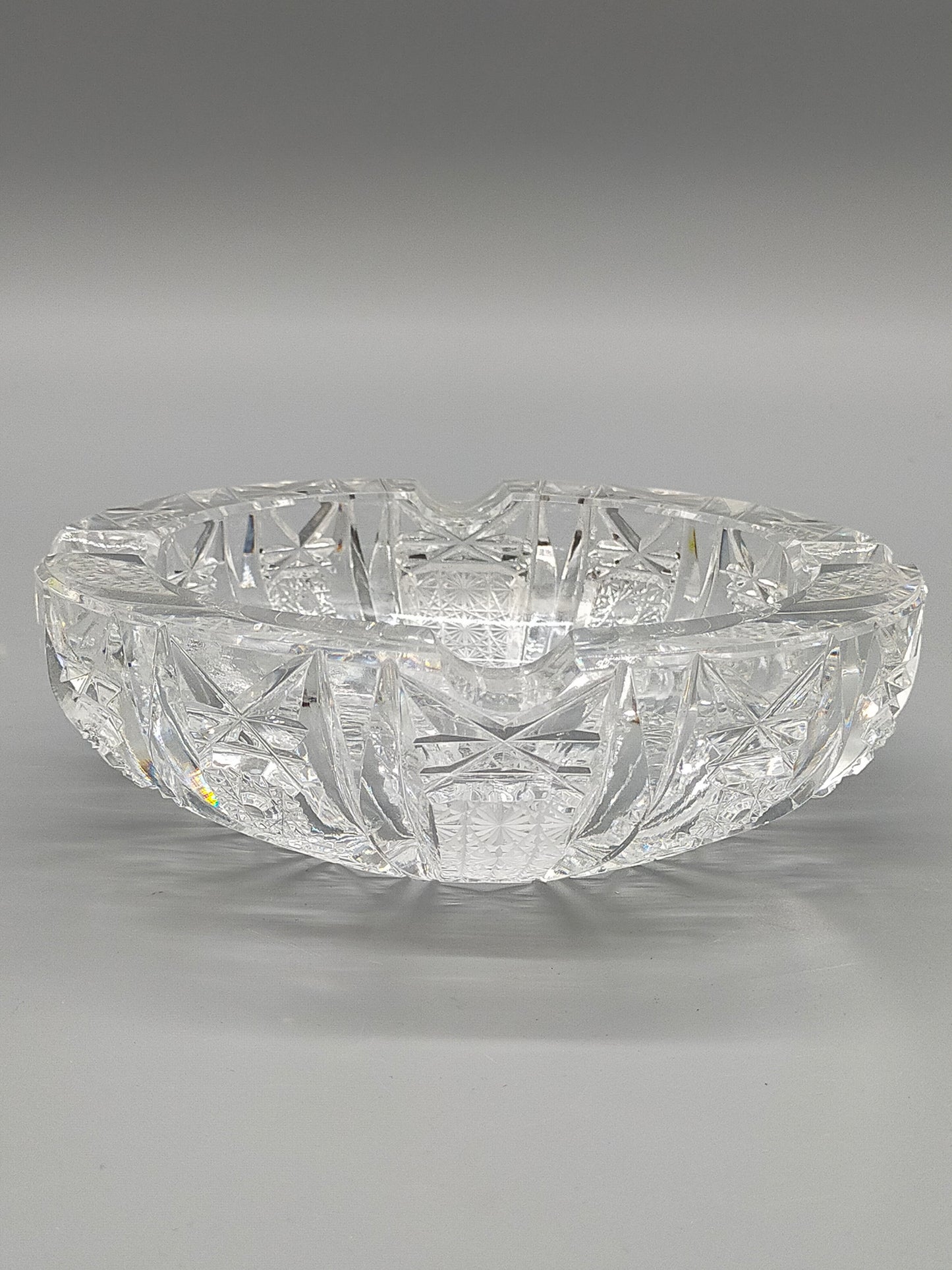 Kristallglas Aschenbecher Prachtvolles Design mit Sternenschliff