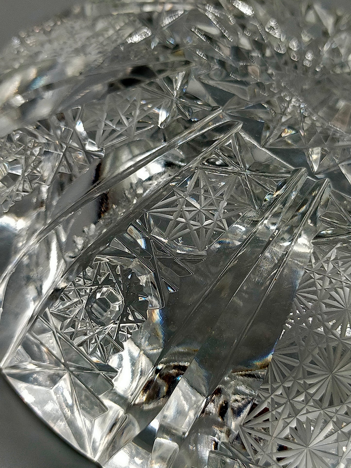 Kristallglas Aschenbecher Prachtvolles Design mit Sternenschliff