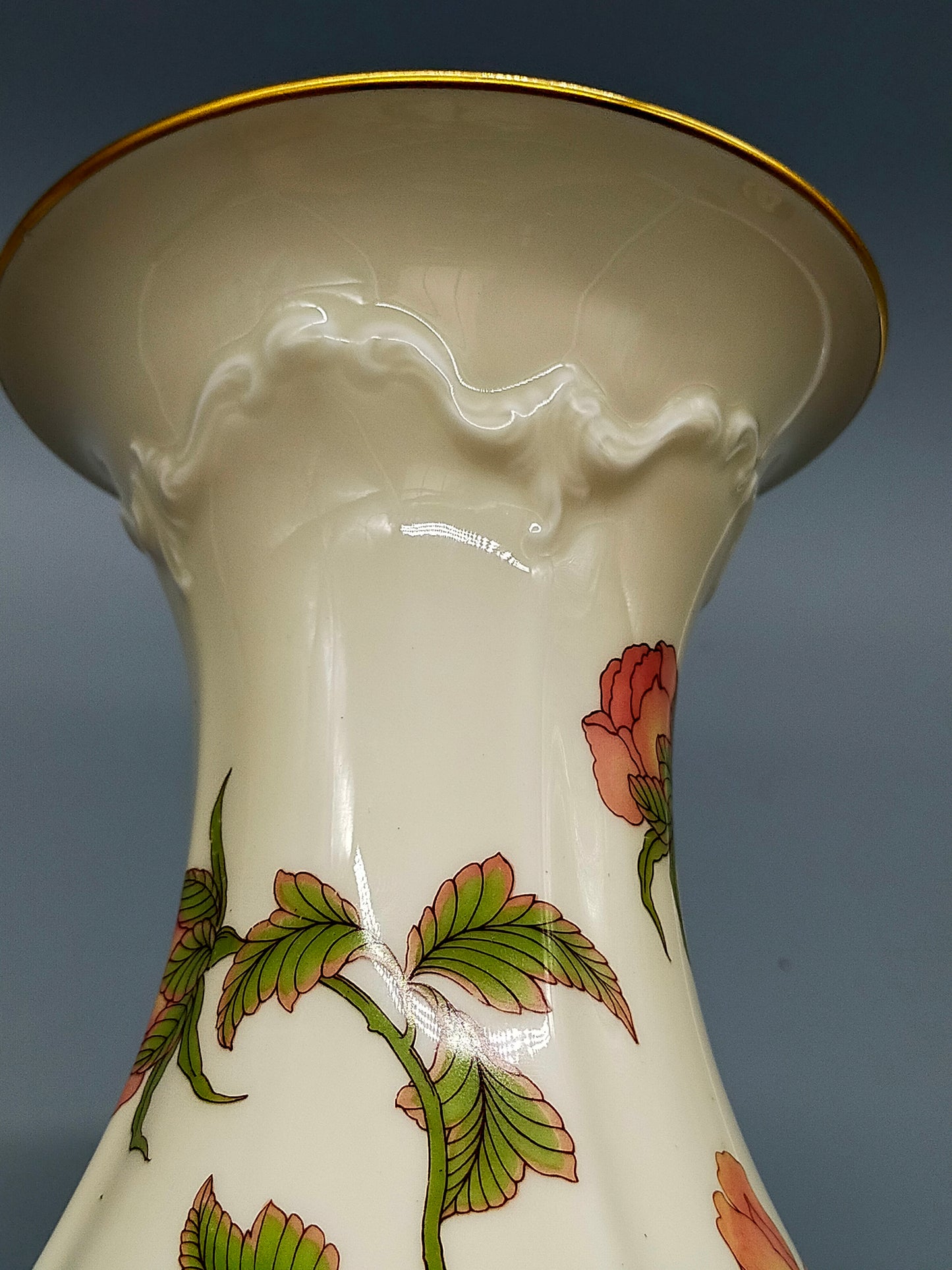 Edle Rosenthal Pompadour Porzellan Vase Rigoletto Rosendekor