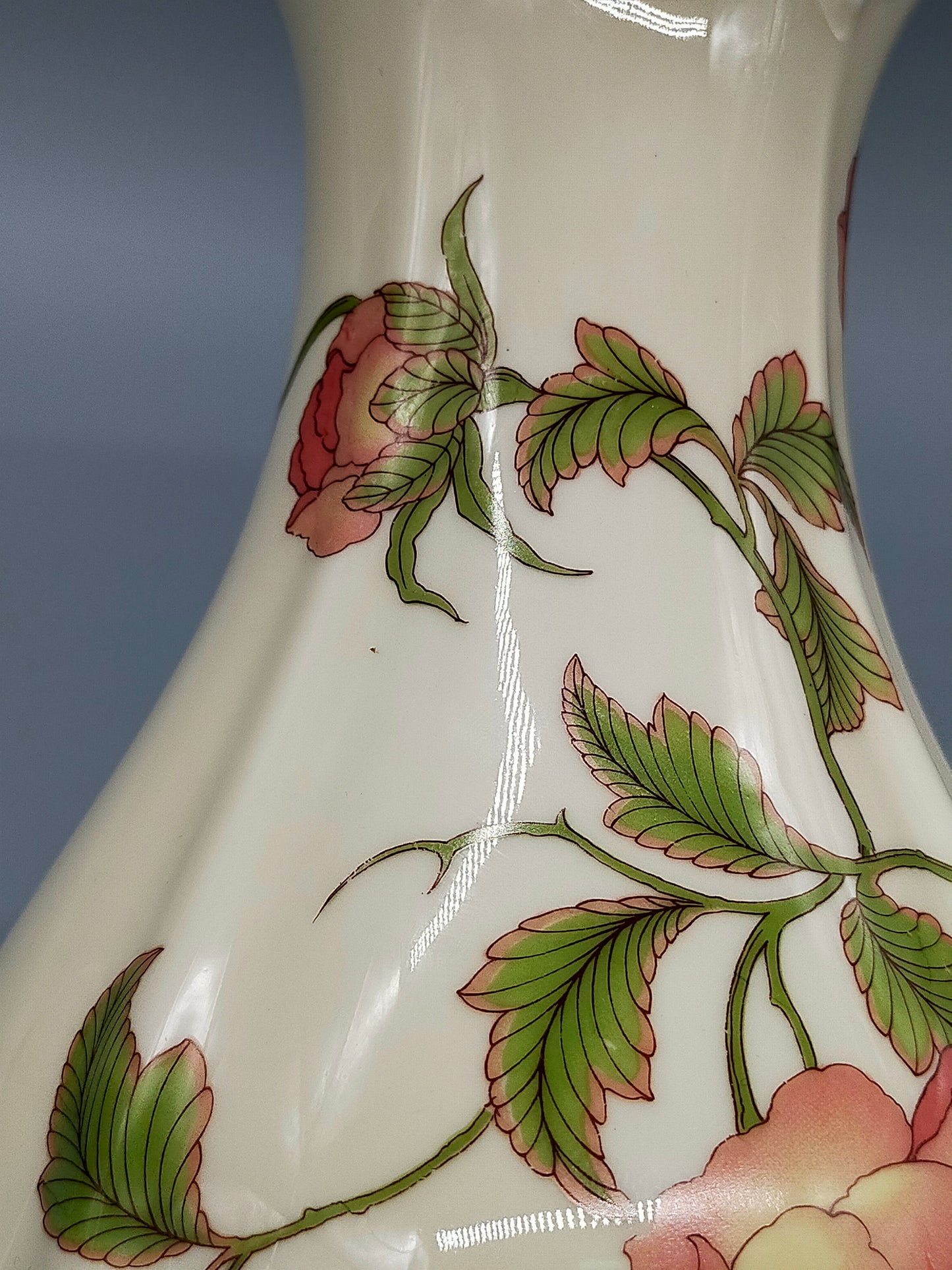 Edle Rosenthal Pompadour Porzellan Vase Rigoletto Rosendekor