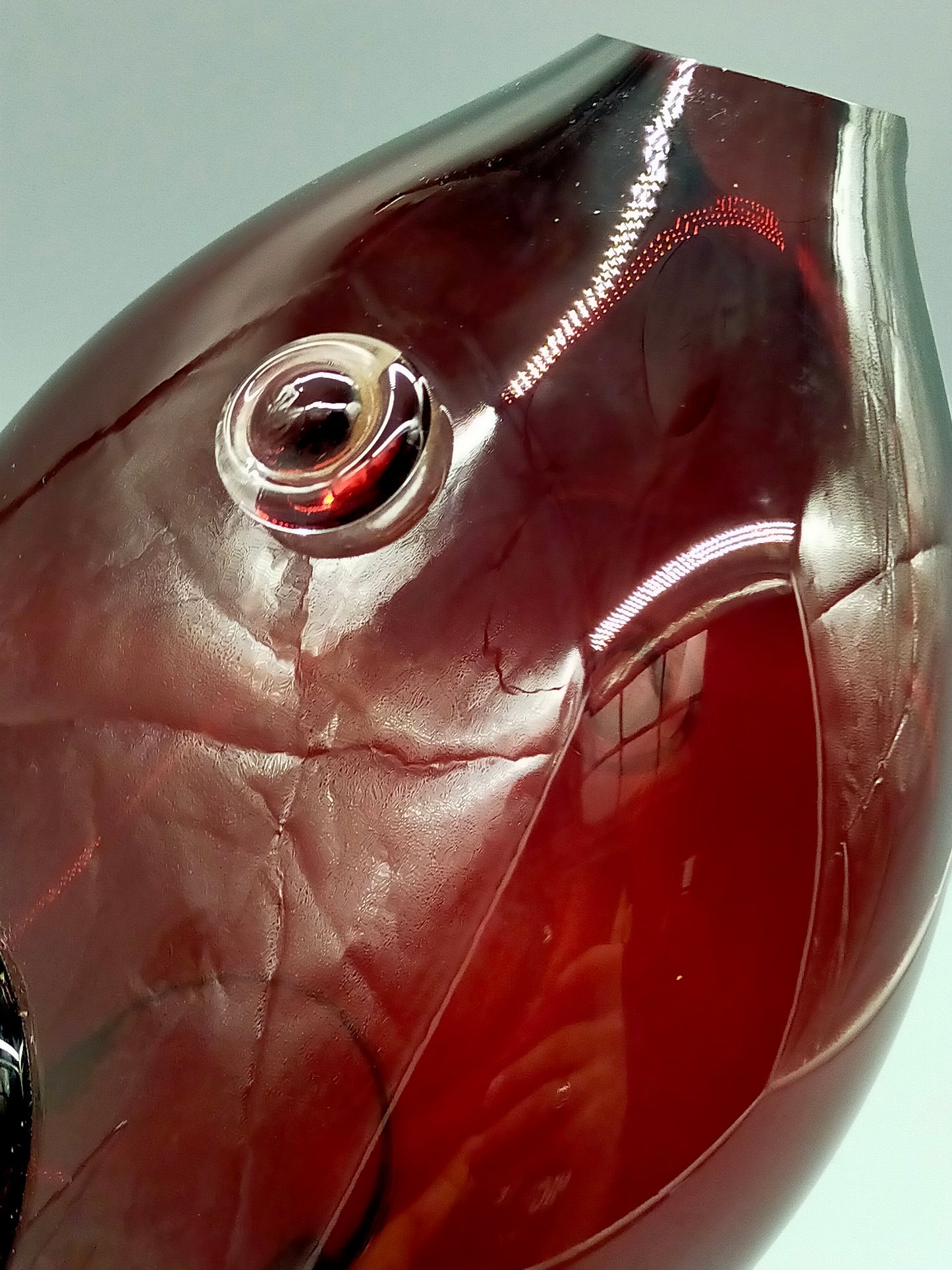 Vintage Murano Stil Glas Vase Fisch Rubinrot mit klaren Flossen