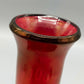 Rote Vintage Glas Karaffe mit Stopfen Elegantes Weintrauben Dekor