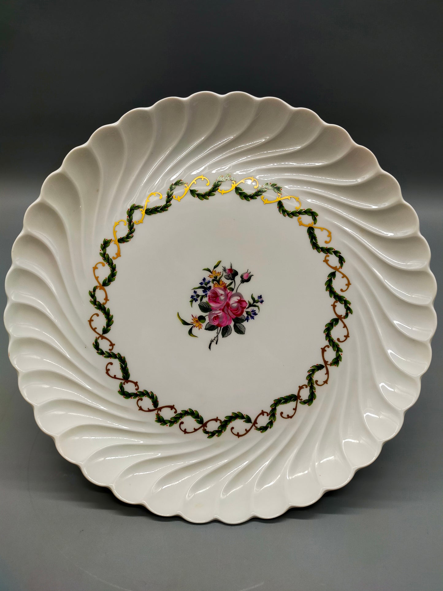 Haviland Limoges Tortenplatte auf Fuß  Elegantes Blumendesign