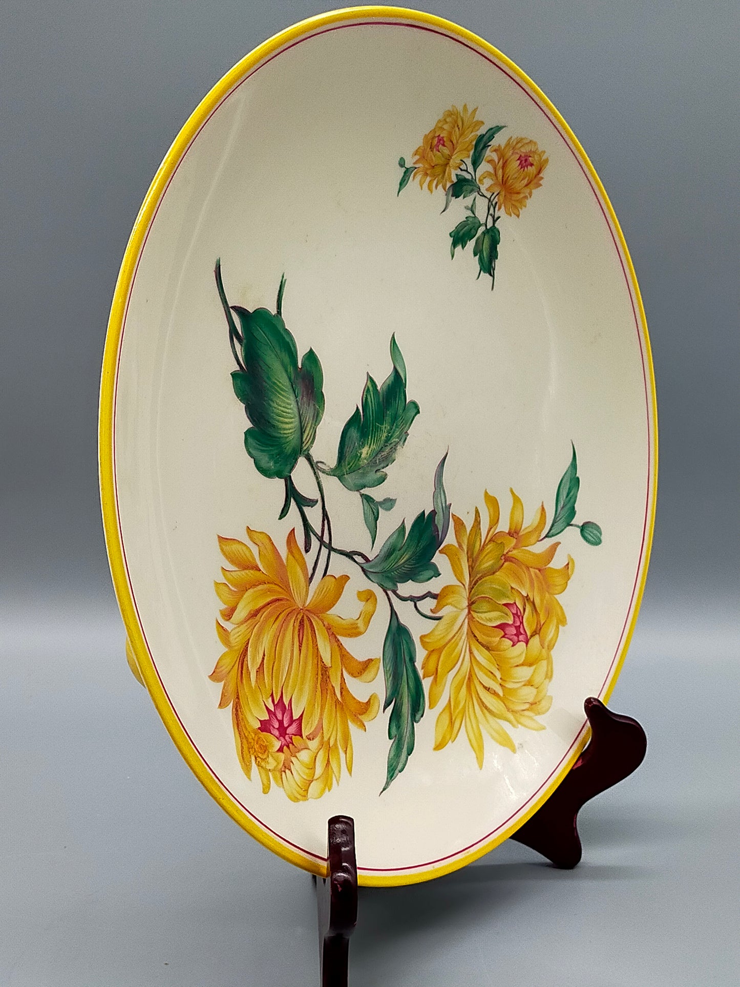 Vintage KPM Royal Ivory Servier Schale  Elegantes Chrysanthemen Dekor