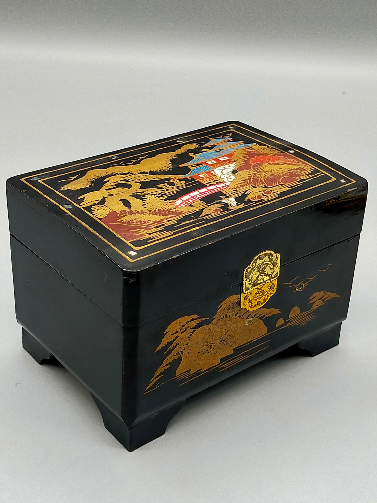 Asiatische Spieldose Schmuckschatulle mit Ballerina Schwarz Lack
