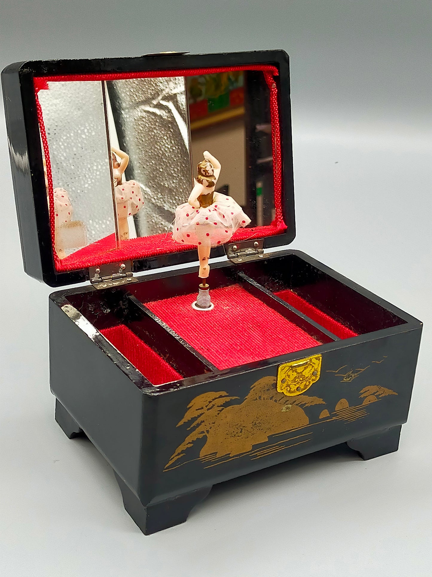 Asiatische Spieldose Schmuckschatulle mit Ballerina Schwarz Lack
