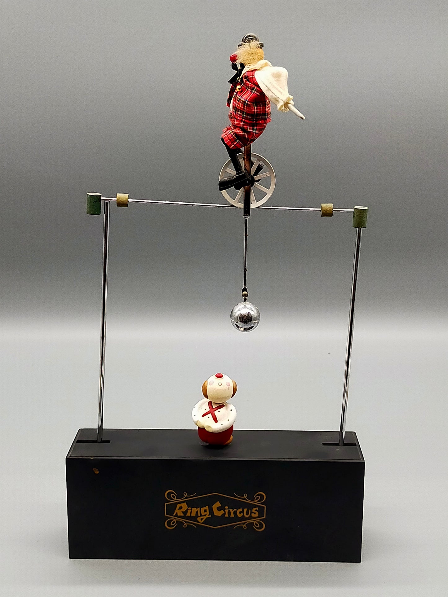 Gilde Handwerk Ring Circus Spieluhr Clown auf Einrad Balance Spiel