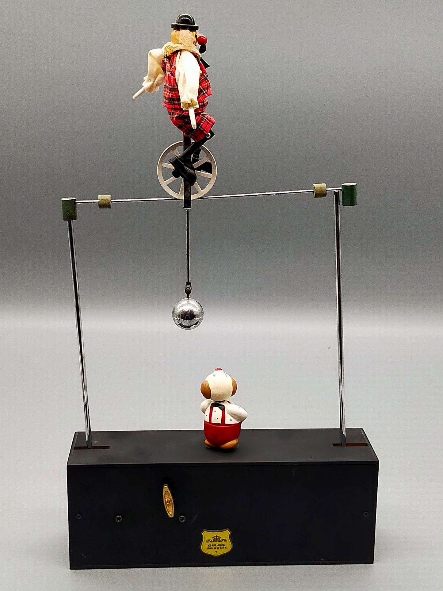 Gilde Handwerk Ring Circus Spieluhr Clown auf Einrad Balance Spiel