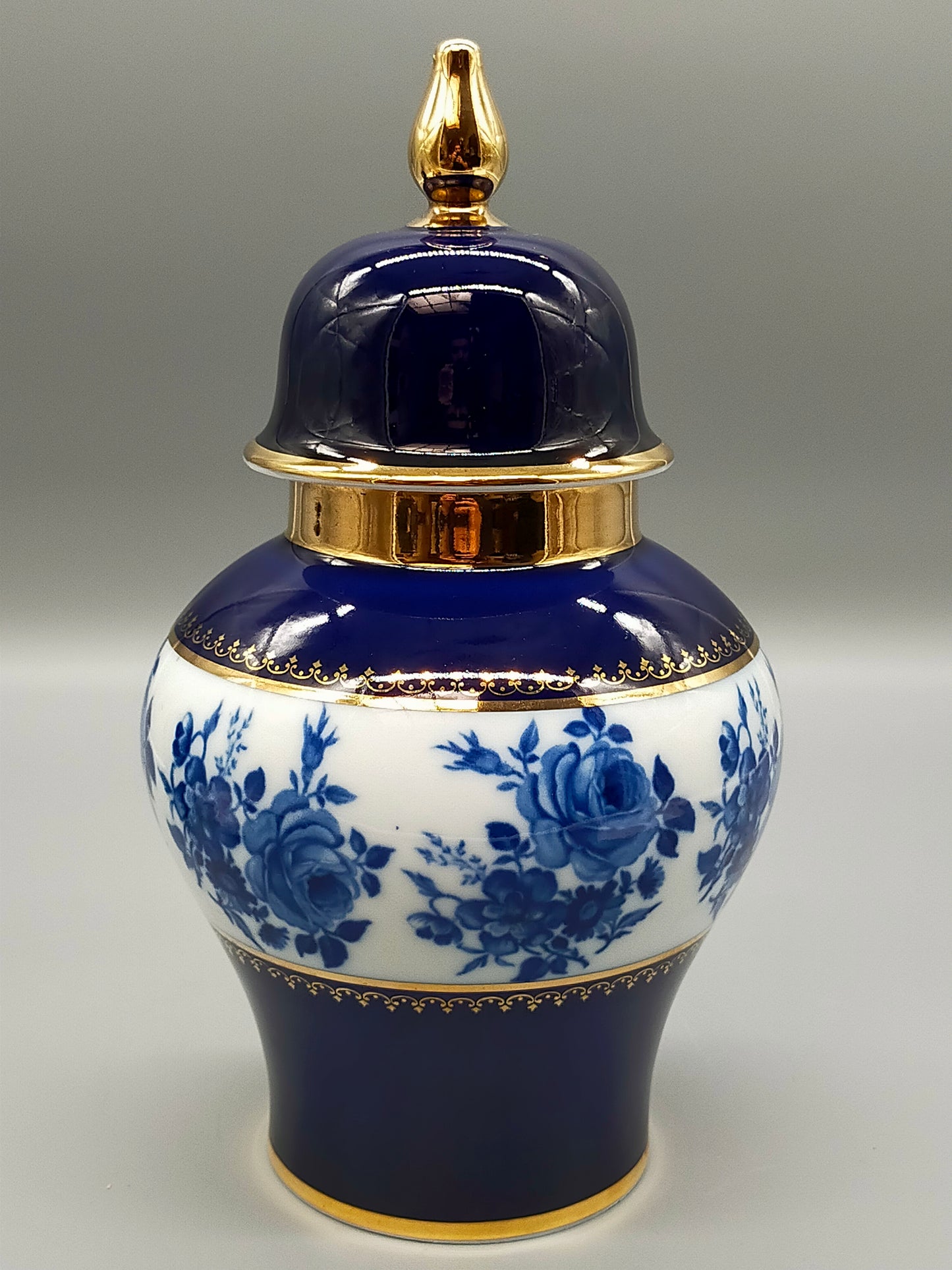 Prachtvolle Royal KPM Bavaria Echt Cobalt Deckelvase – Blau/Gold