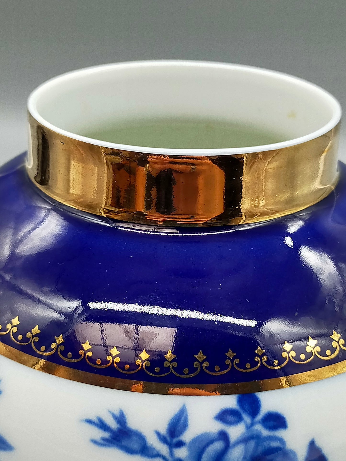 Prachtvolle Royal KPM Bavaria Echt Cobalt Deckelvase – Blau/Gold