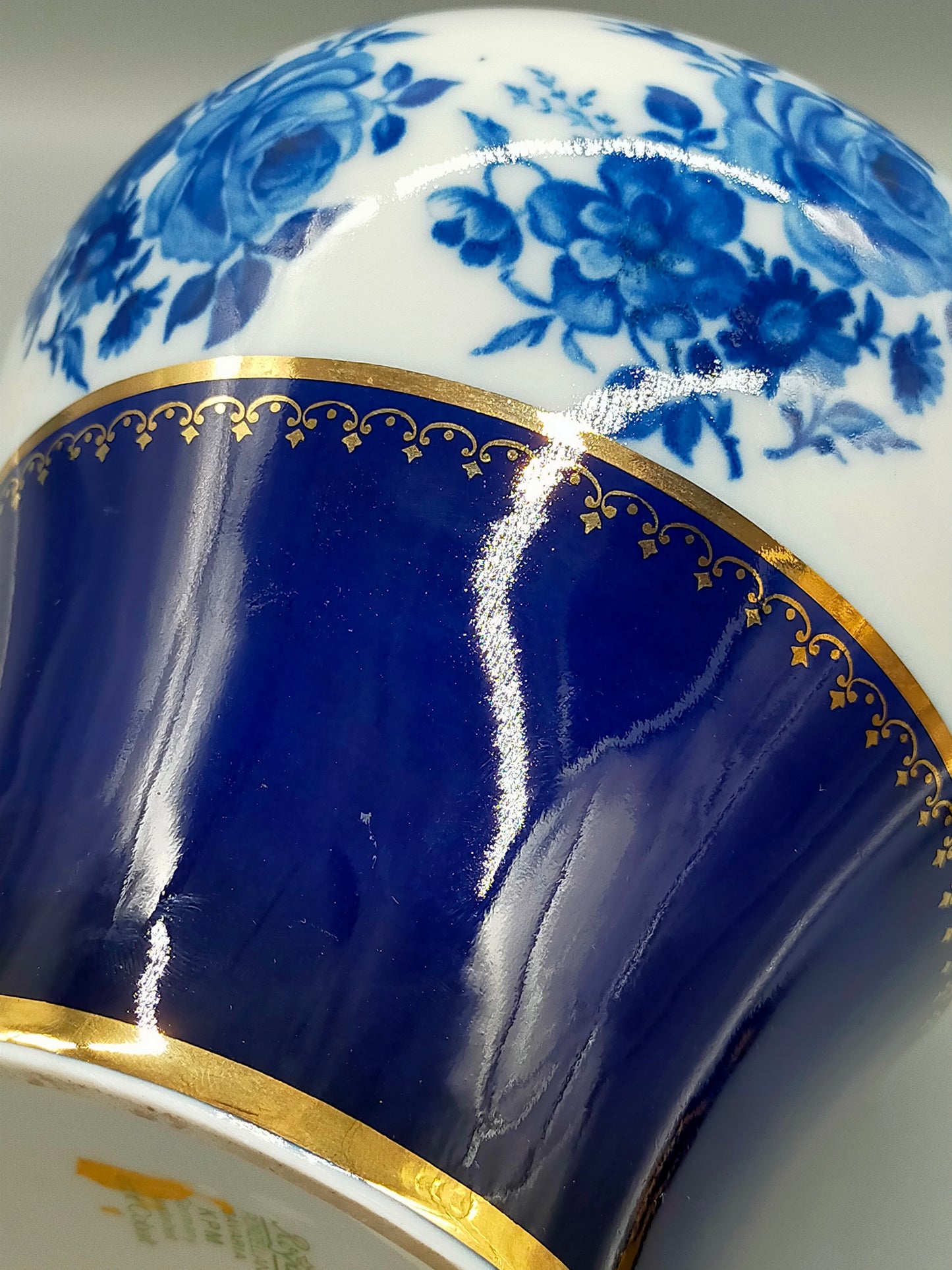Prachtvolle Royal KPM Bavaria Echt Cobalt Deckelvase – Blau/Gold