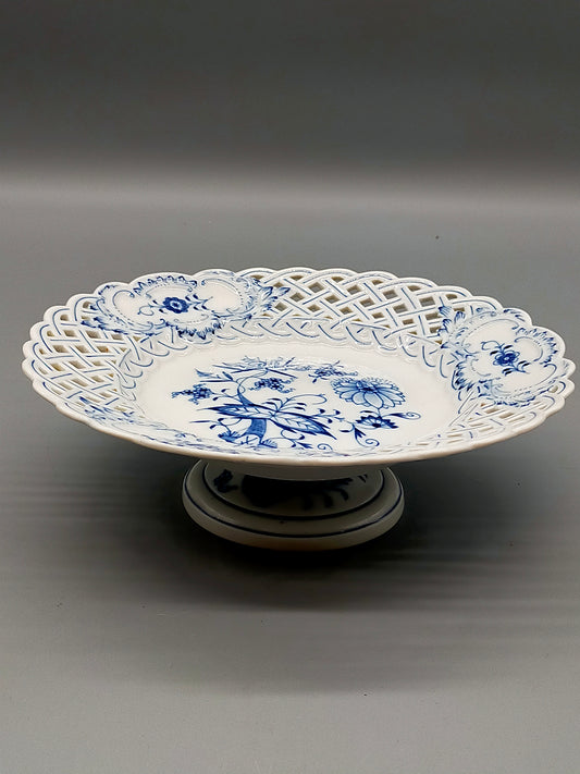 Meissen Durchbruchschale auf Fuß Zwiebelmuster Edle Porzellan Fußschale