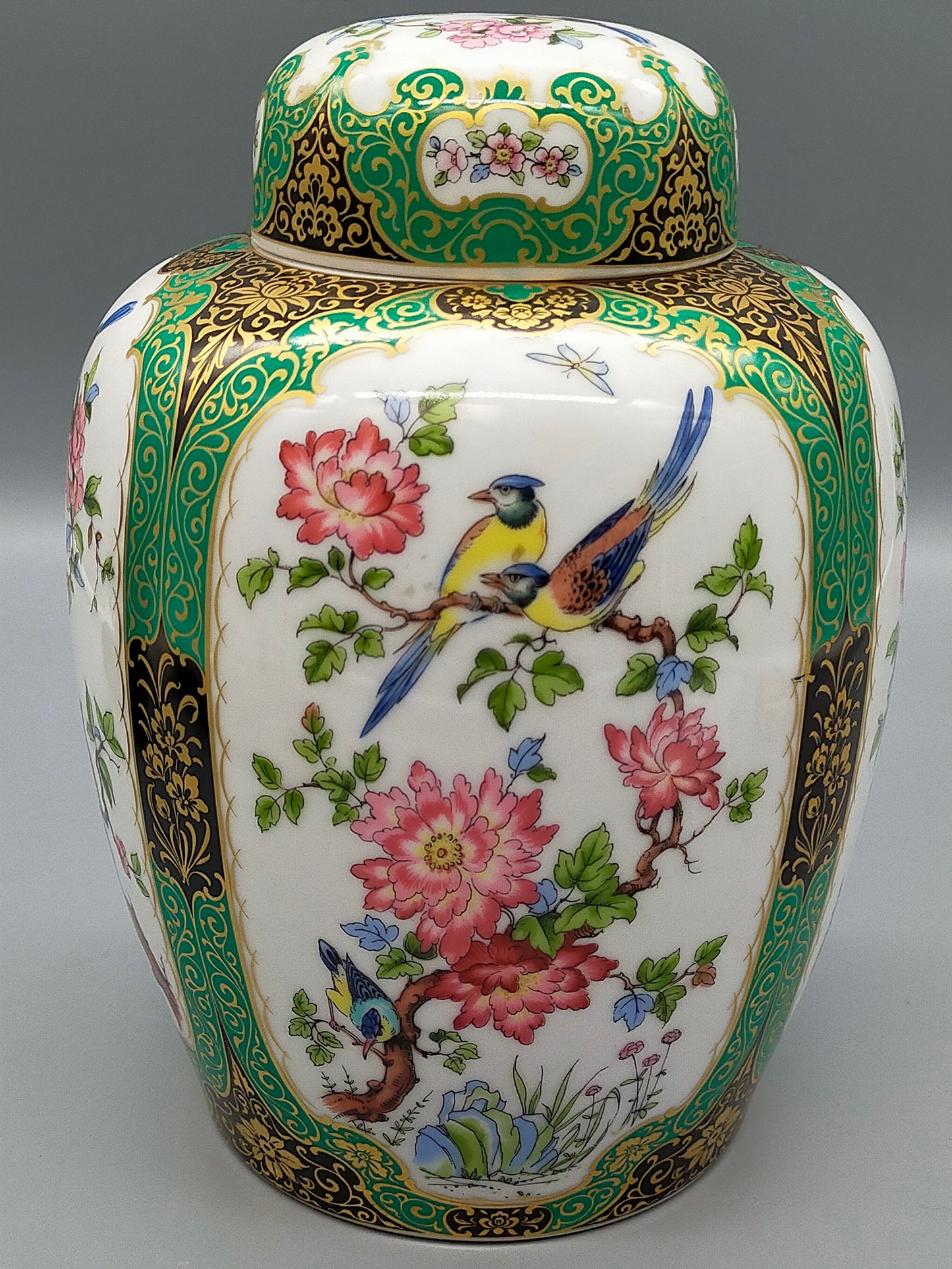 Kaiser Porzellan Prunkvase Mandschu Elegante Deckelvase