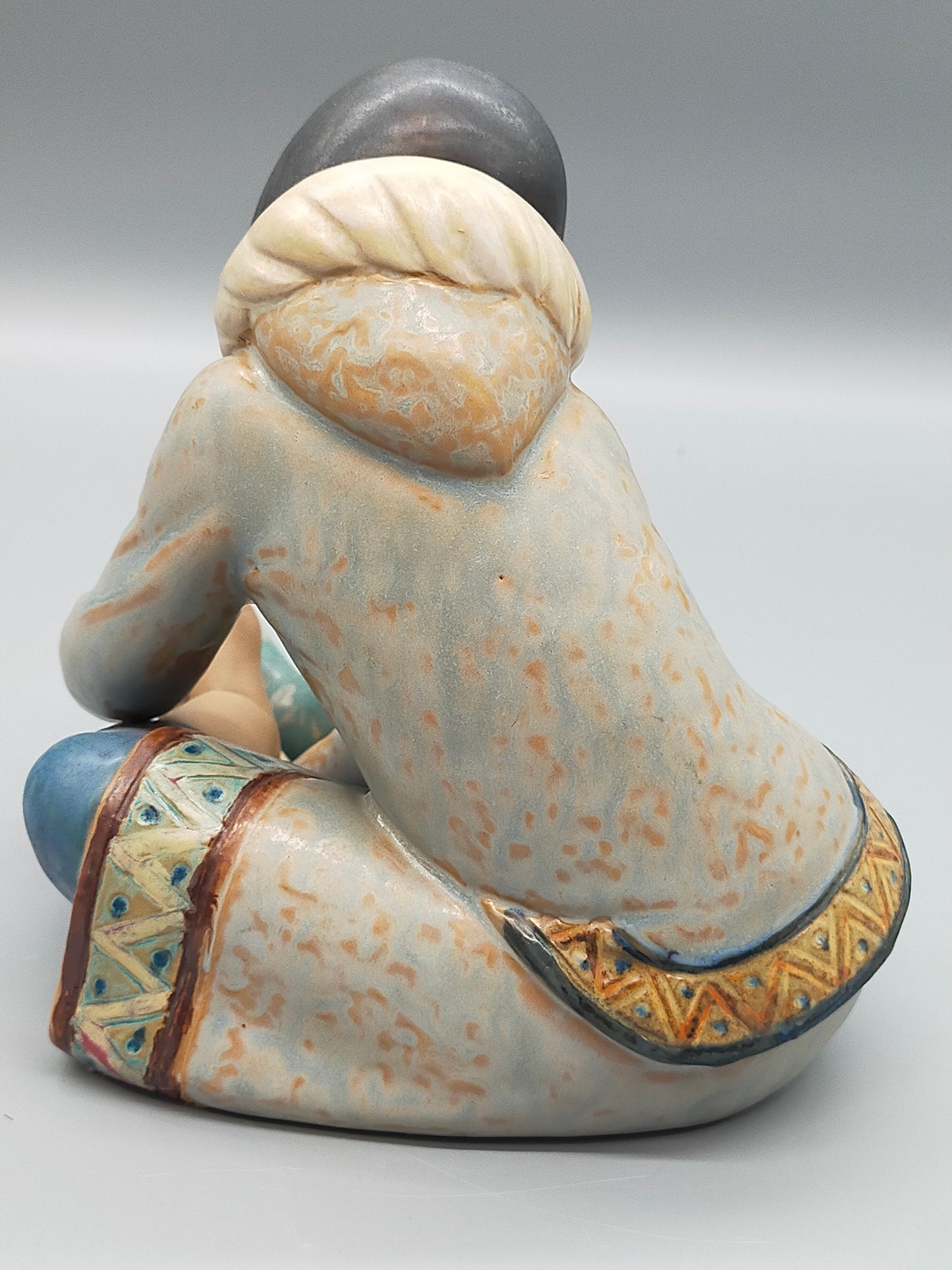 Lladró Porzellanfigur Eskimo Mädchen mit kalten Füßen Vintage