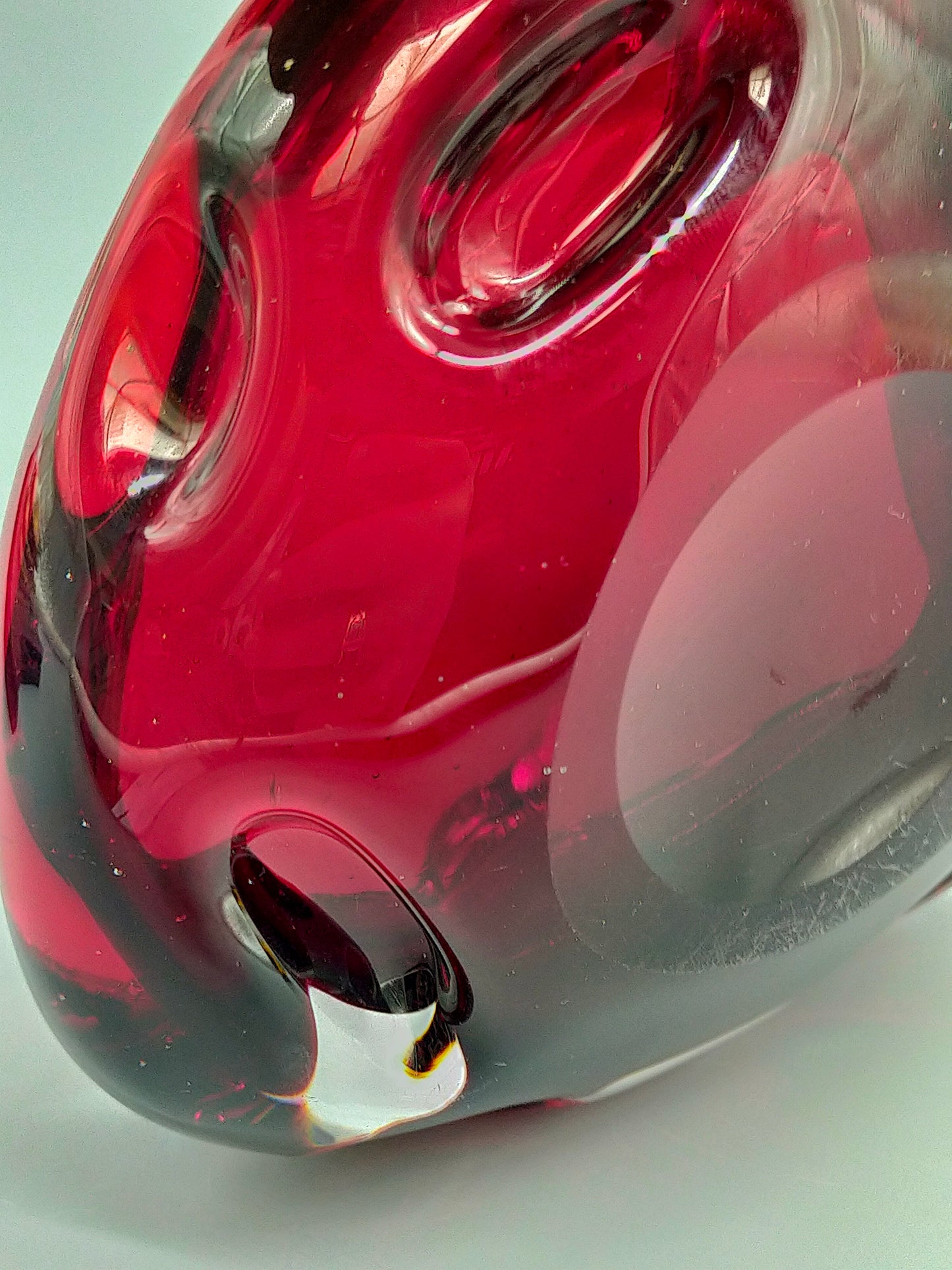 Murano Glas Aschenbecher Rubinrot & Massiv Sommerso Stil