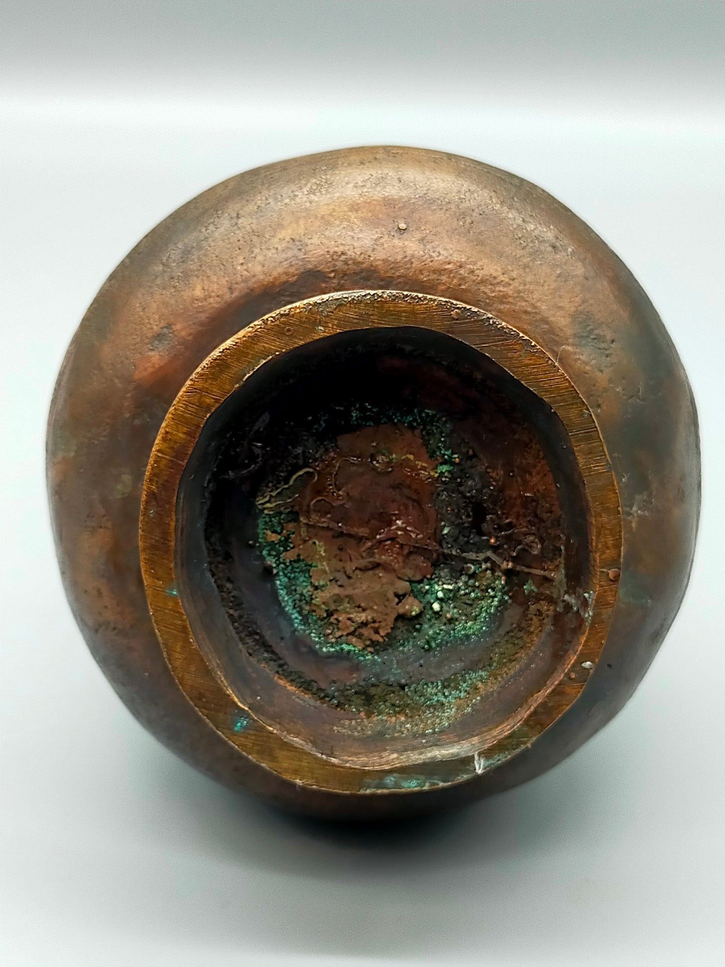 Antike Kupfer Vase Amphore mit Gravur & Zwei Henkeln