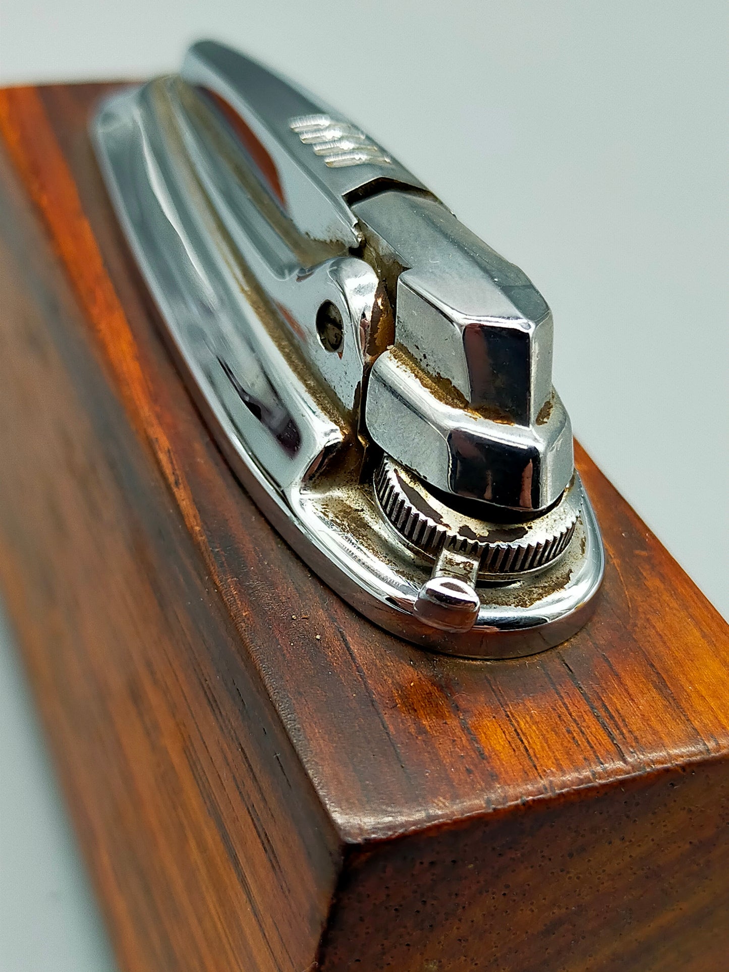 Vintage Ronson Tischfeuerzeug Edles Holz & Chrome Design