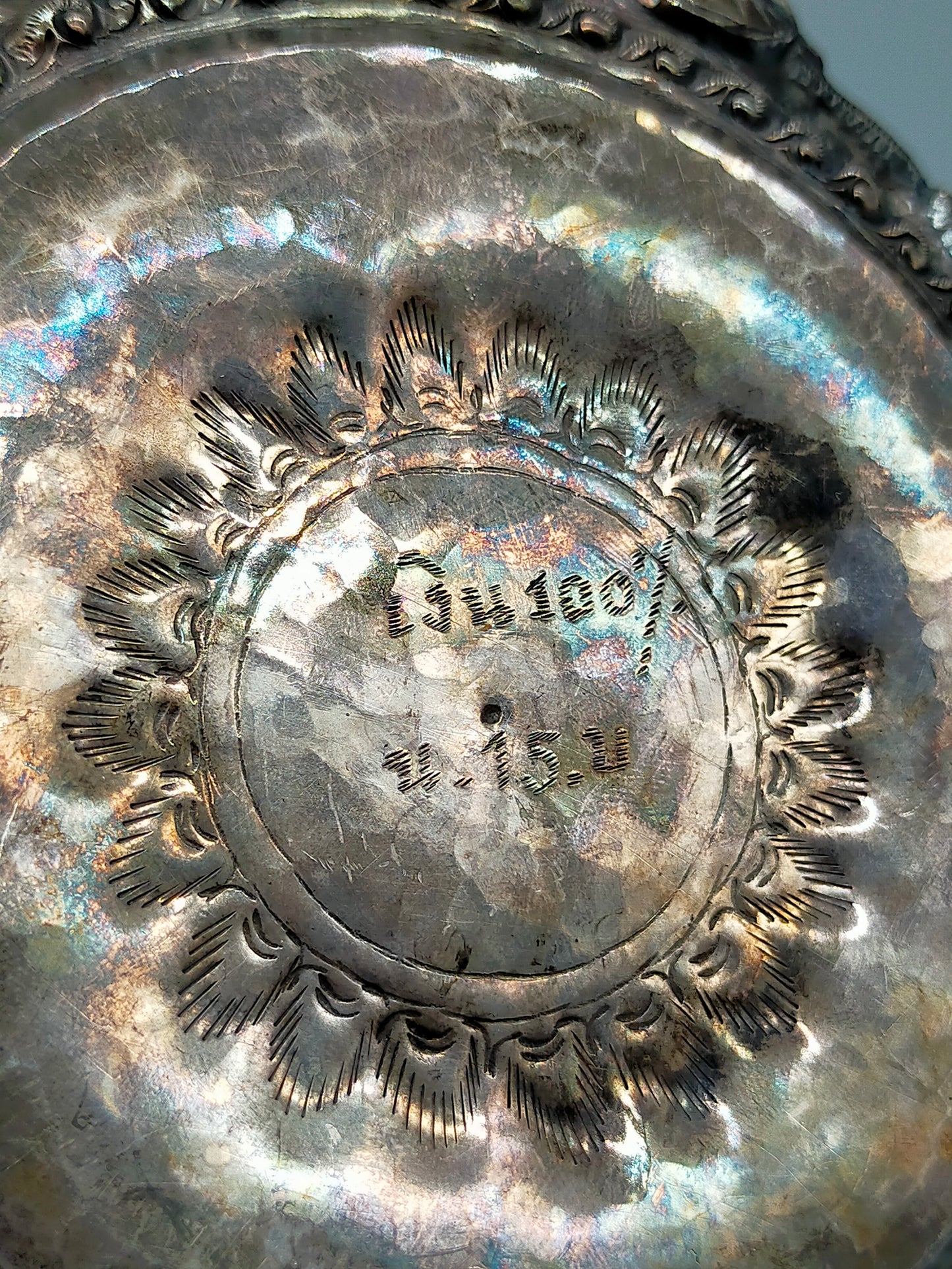 Antike Silber Schale mit Relief Getriebene Prunkschale Asiatika