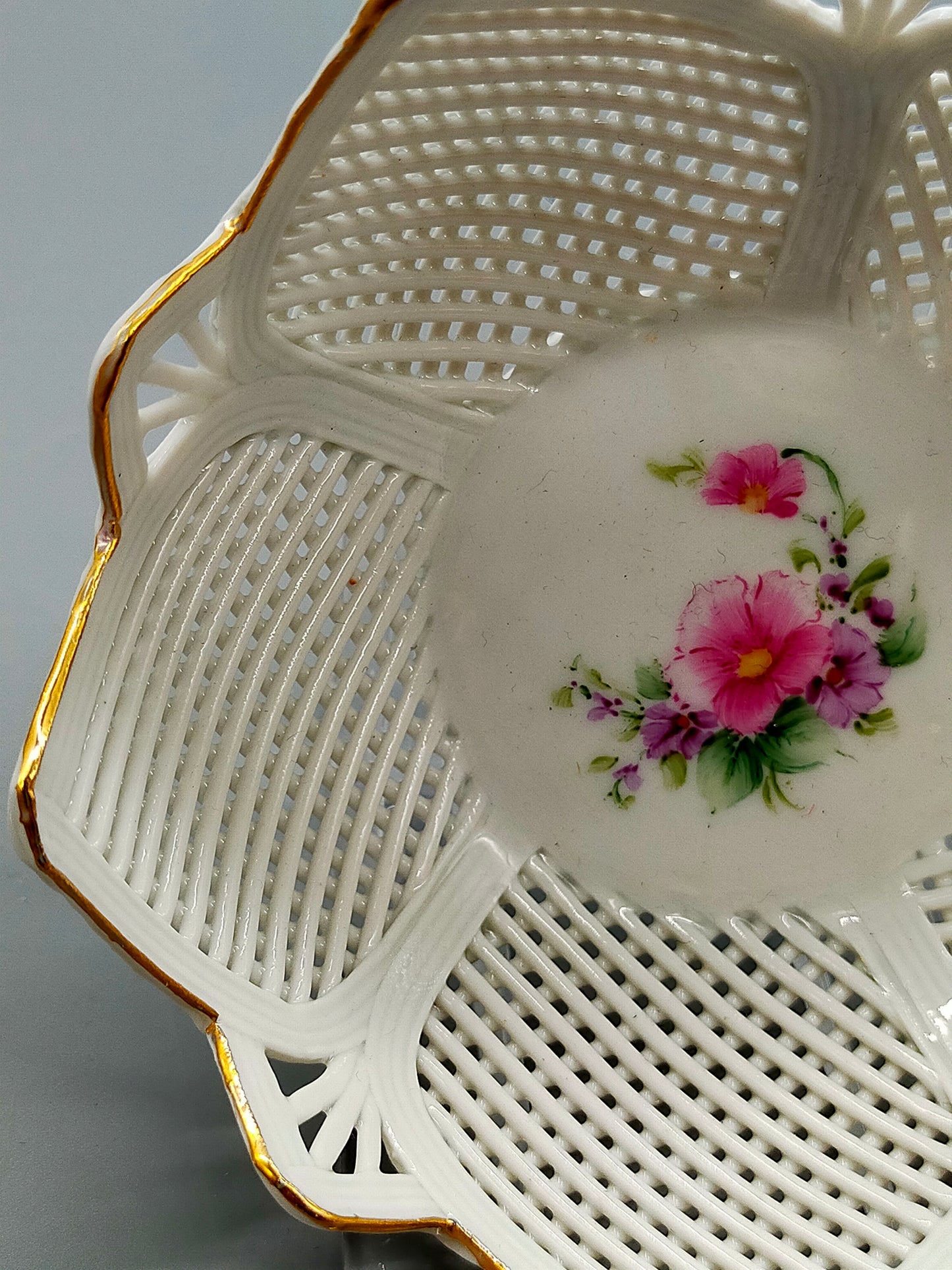 Klausenburg Porzellan Körbchen Set Durchbruchmuster mit Blumendekor