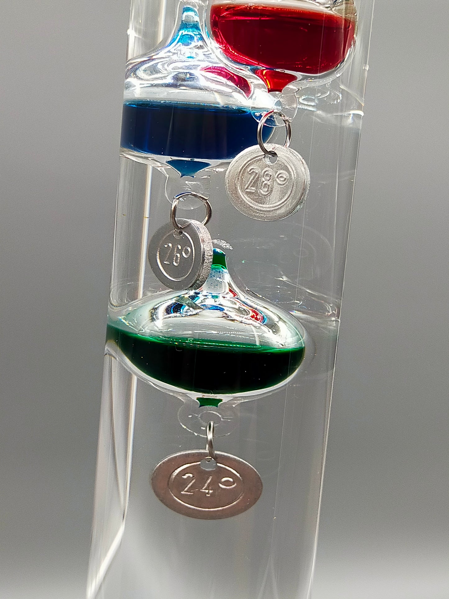 Klassisches Galileo Thermometer aus Glas Dekorative Wetterstation