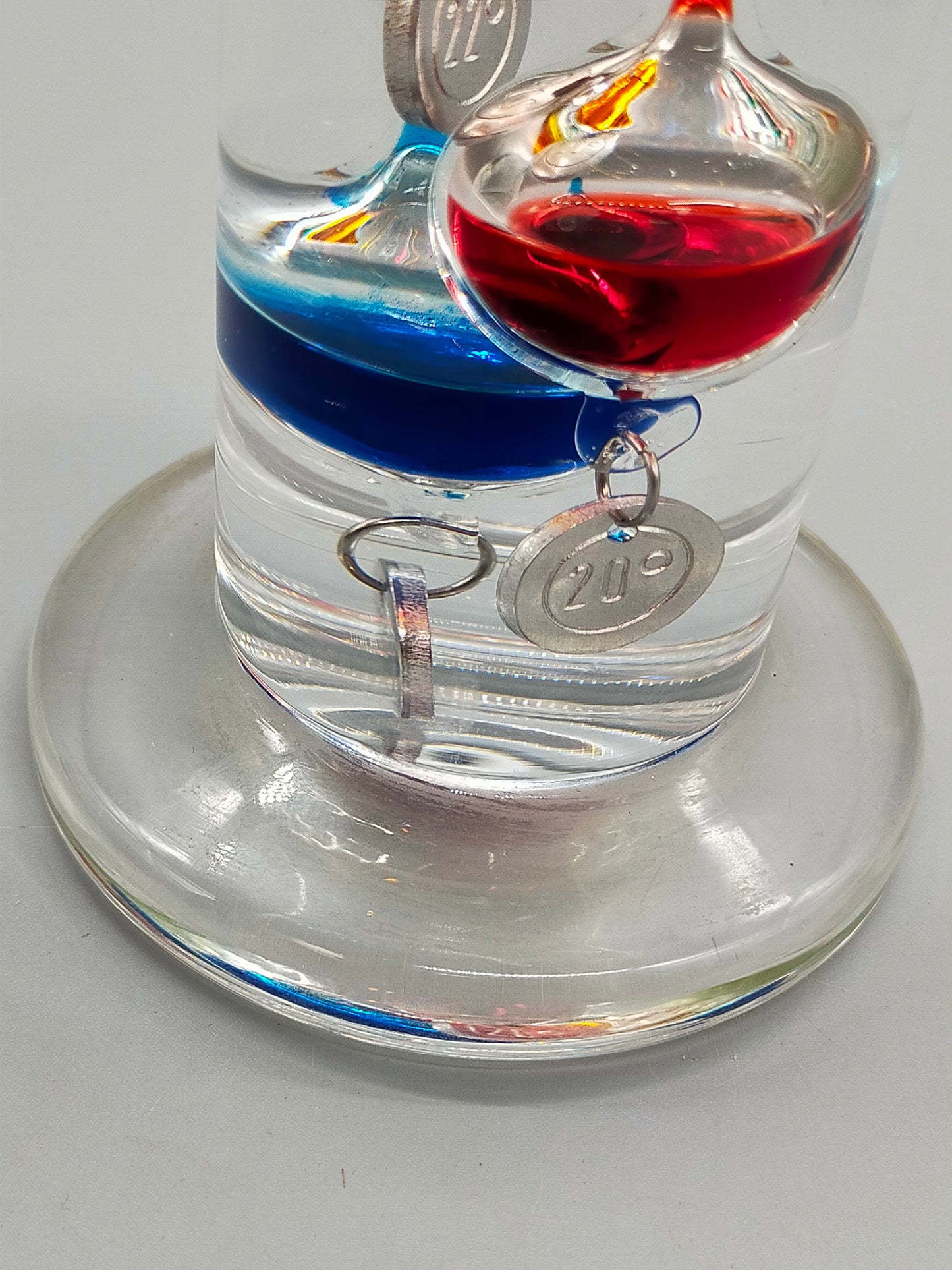Klassisches Galileo Thermometer aus Glas Dekorative Wetterstation