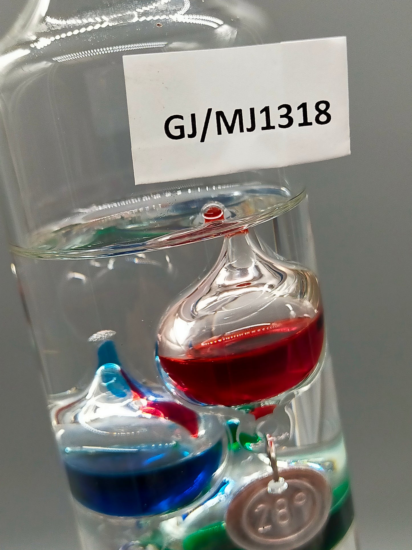 Klassisches Galileo Thermometer aus Glas Dekorative Wetterstation