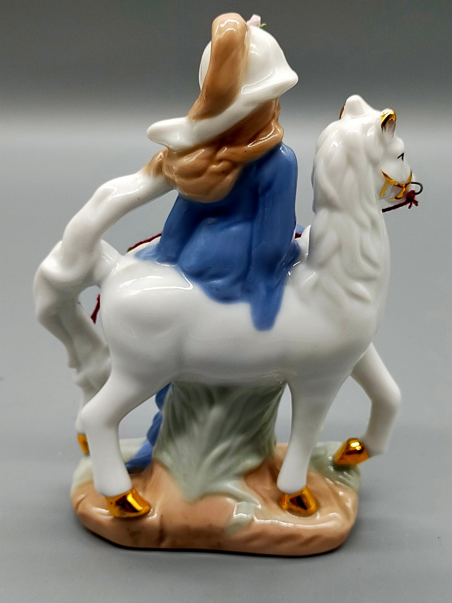 Edle PMI Porzellan Figur – Elegante Reiterin auf weißem Pferd
