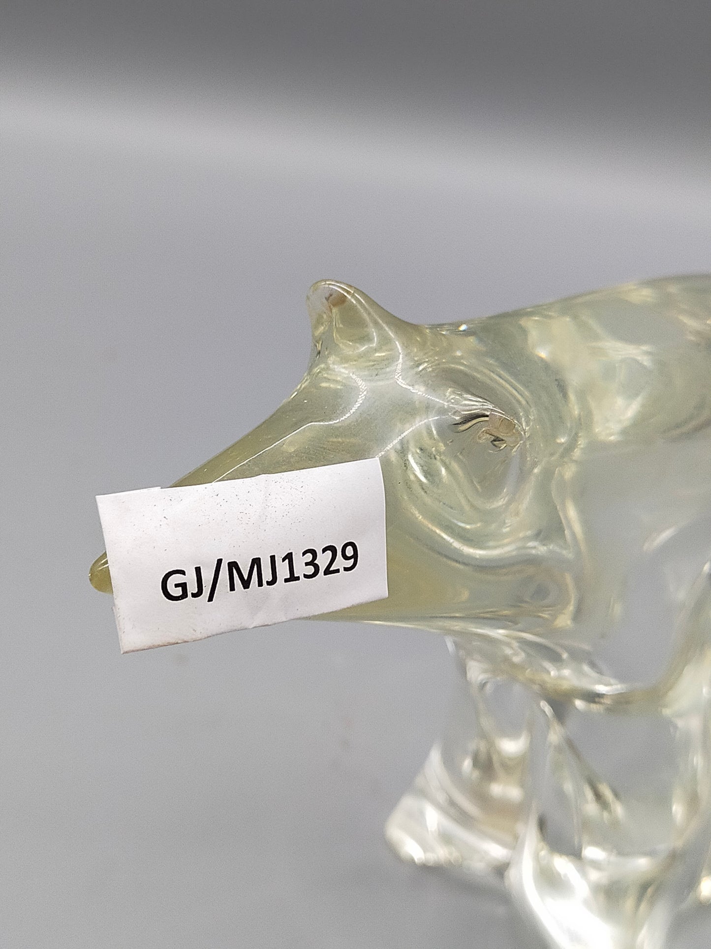Edle Eisbär Glasfigur – Kunstvolles Design aus klarem Massivglas