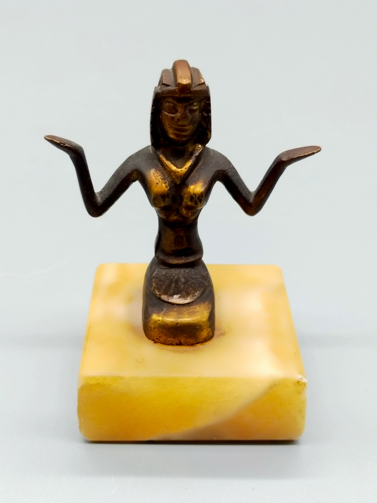 Ägyptische Pharaonin Figur Miniatur Bronze Skulptur auf Onyx Sockel