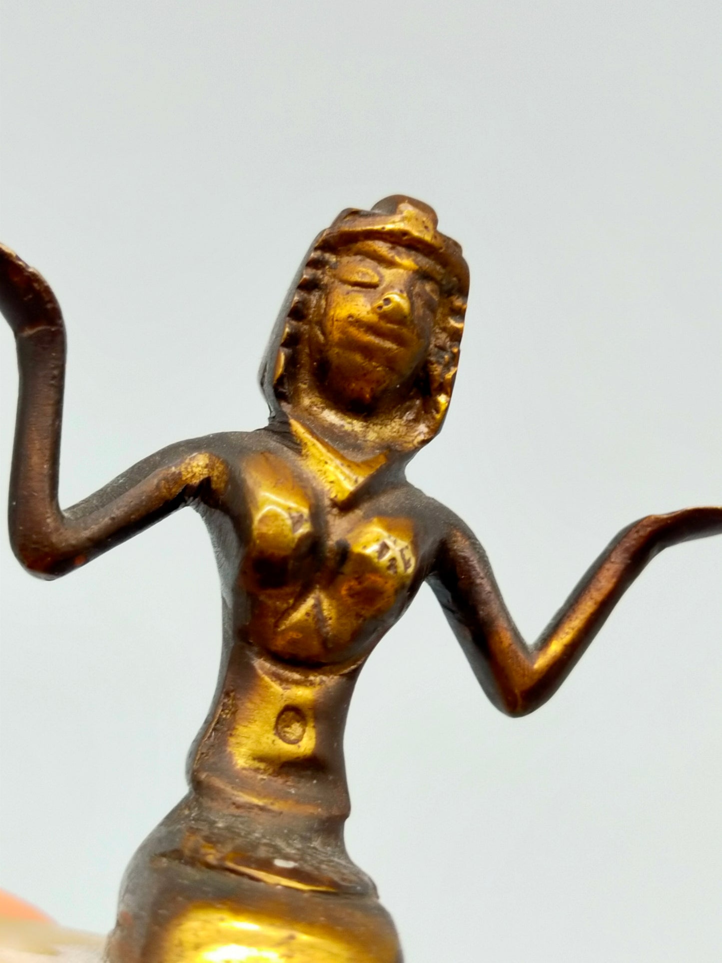 Ägyptische Pharaonin Figur Miniatur Bronze Skulptur auf Onyx Sockel
