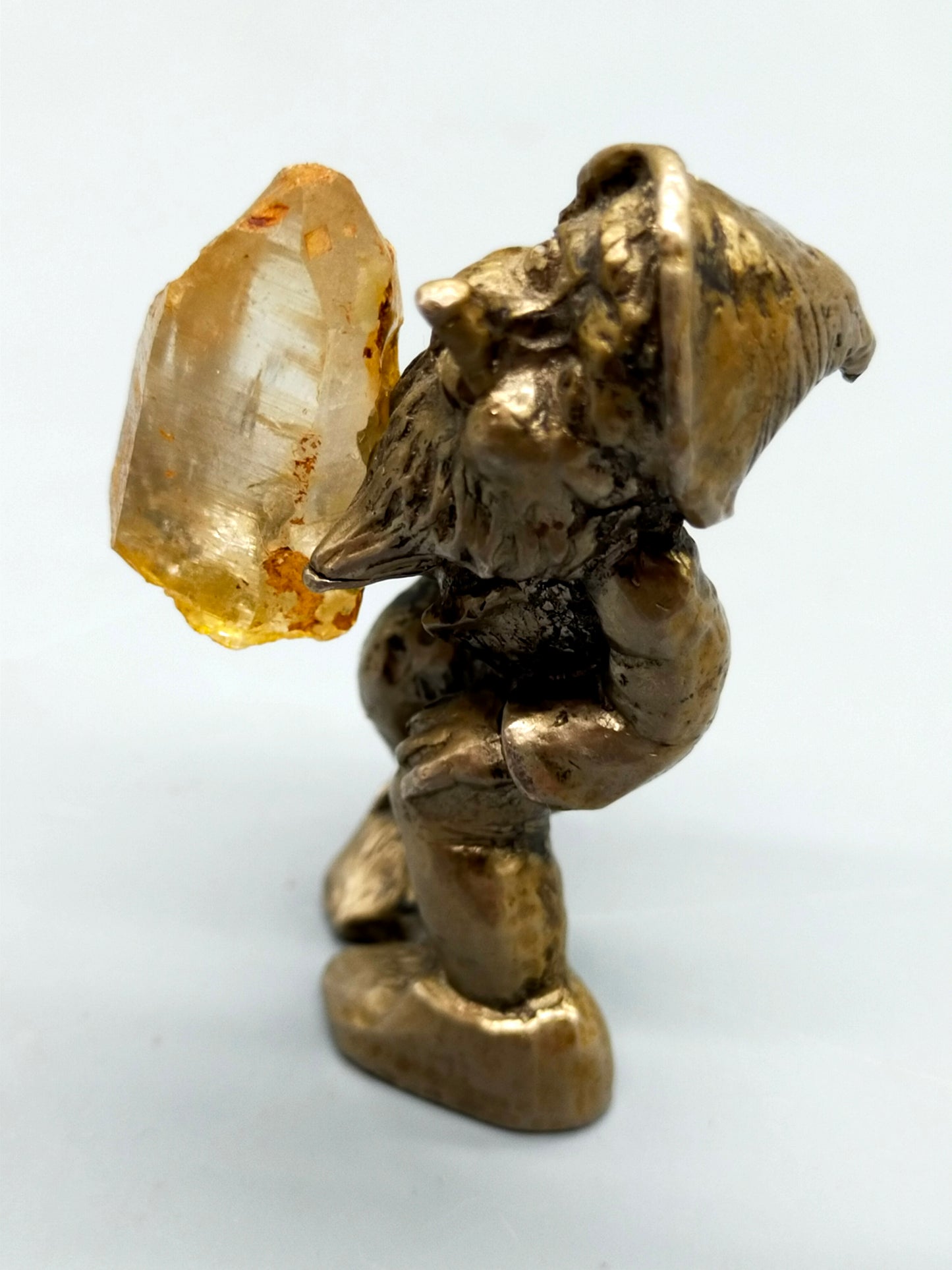 Versilbert Deko Zwerg mit großem Kristall – Vintage Sammlerfigur 5,5cm