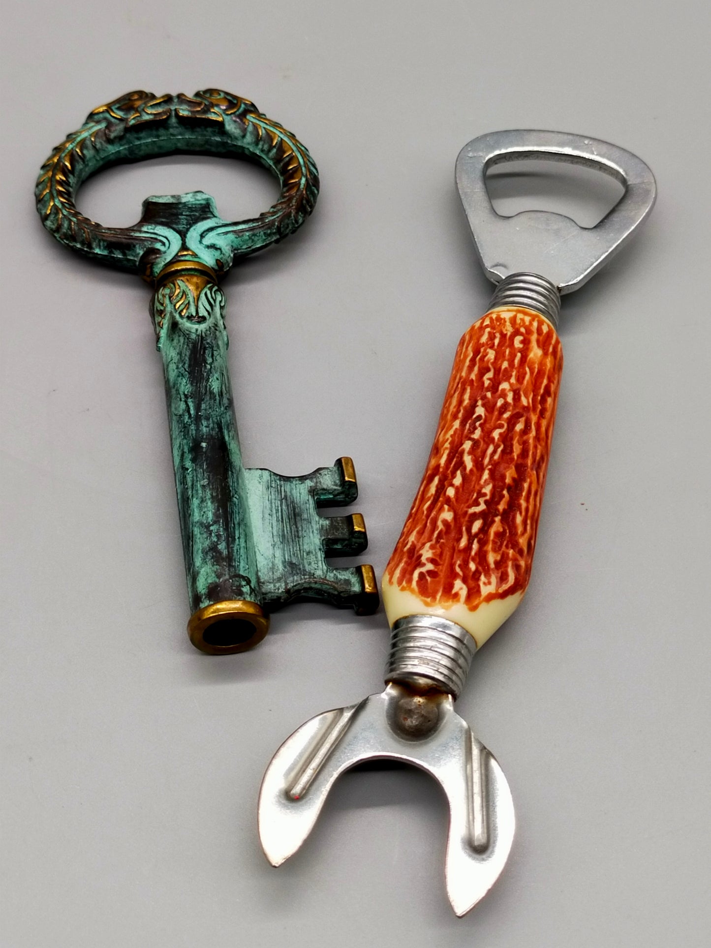 Antikes Bar-Set – Flaschenöffner, Korkenzieher & Kapselheber