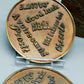 Vintage Bronze Untersetzer Set 5 Stk Internationale Trinksprüche