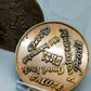 Vintage Bronze Untersetzer Set 5 Stk Internationale Trinksprüche