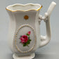 Klassischer Porzellan Kurbecher Vintage Schnabeltasse
