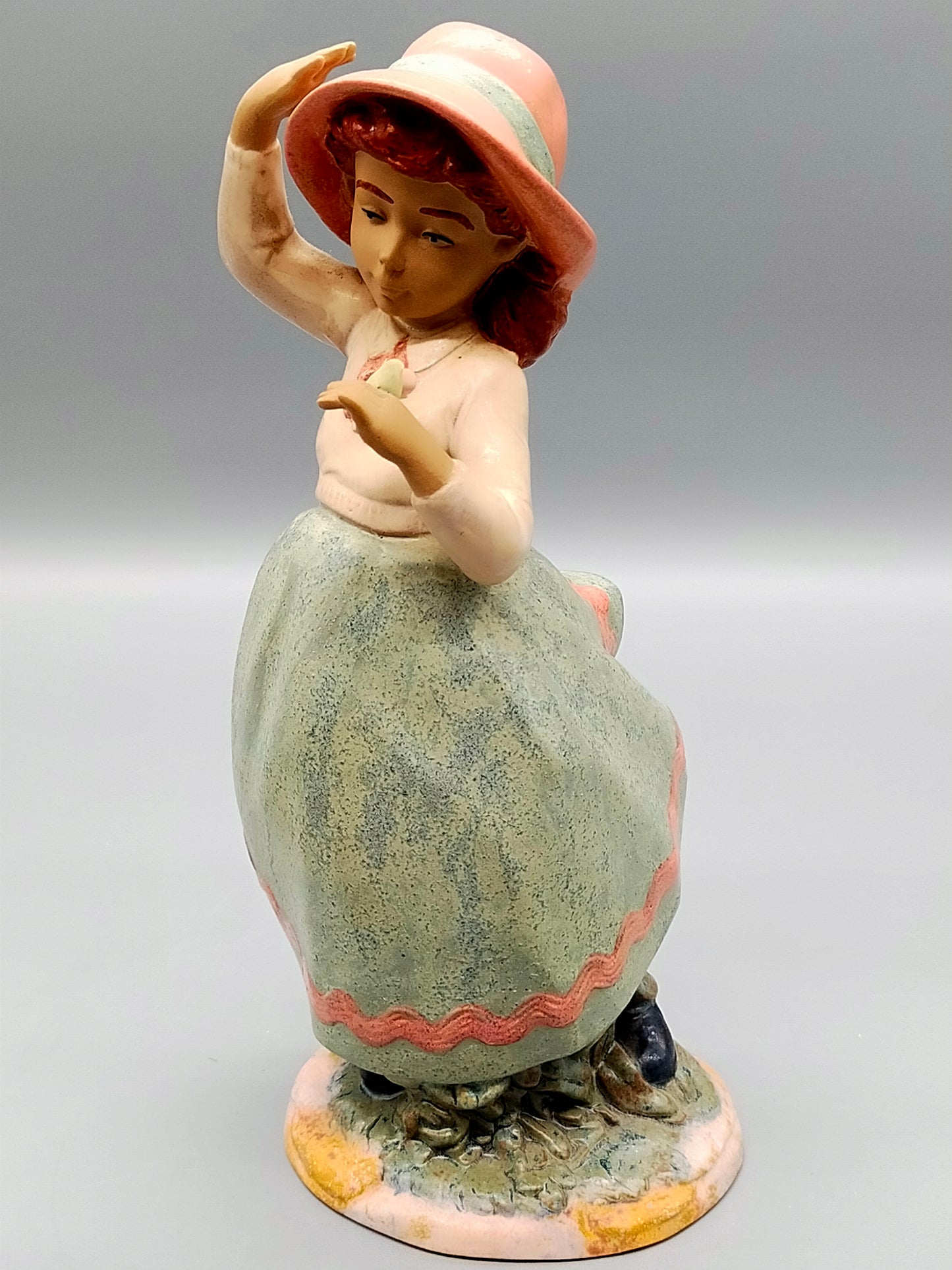 Marco Giner Spanische Keramikfigur Mädchen mit Hut