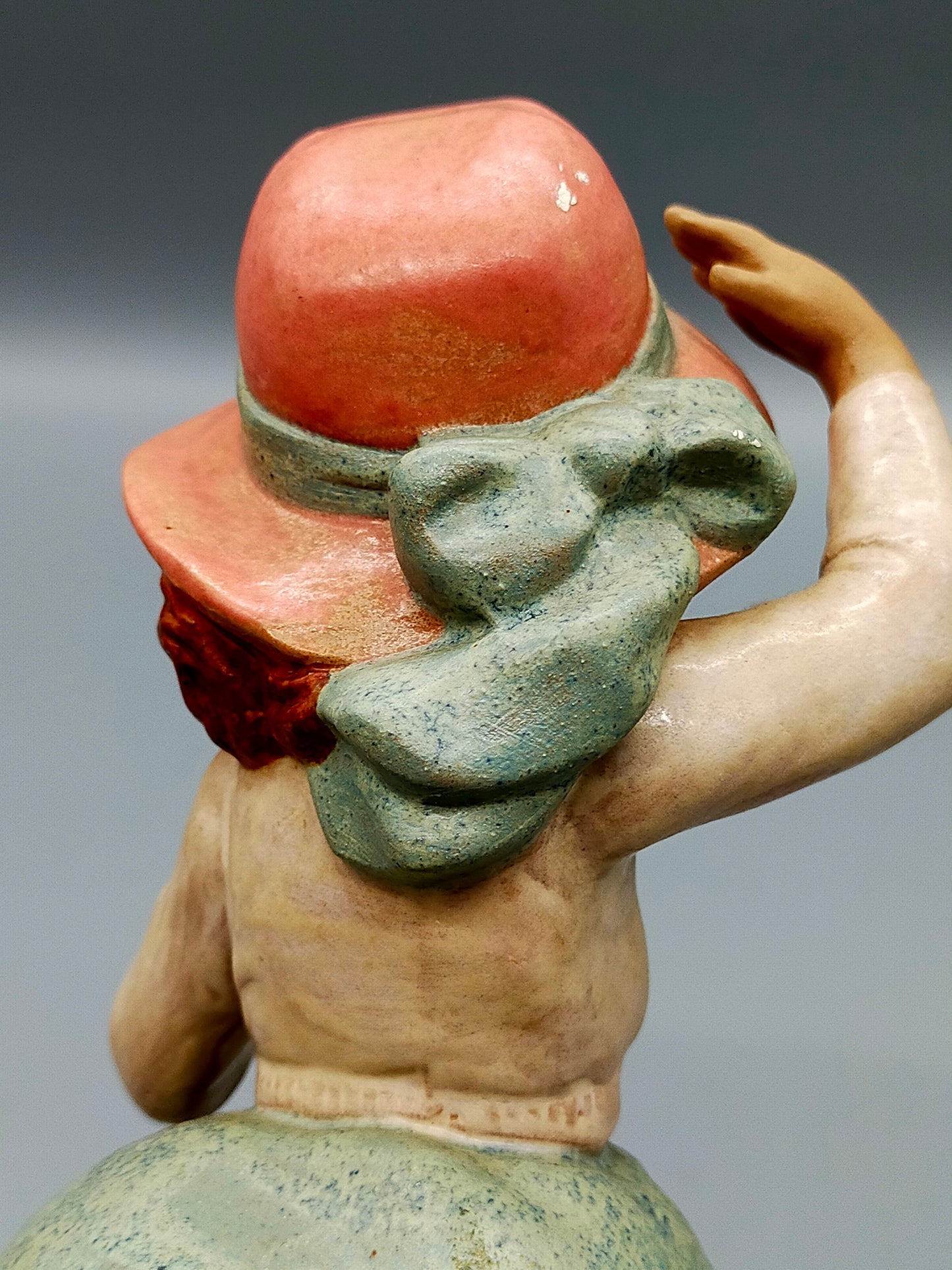 Marco Giner Spanische Keramikfigur Mädchen mit Hut