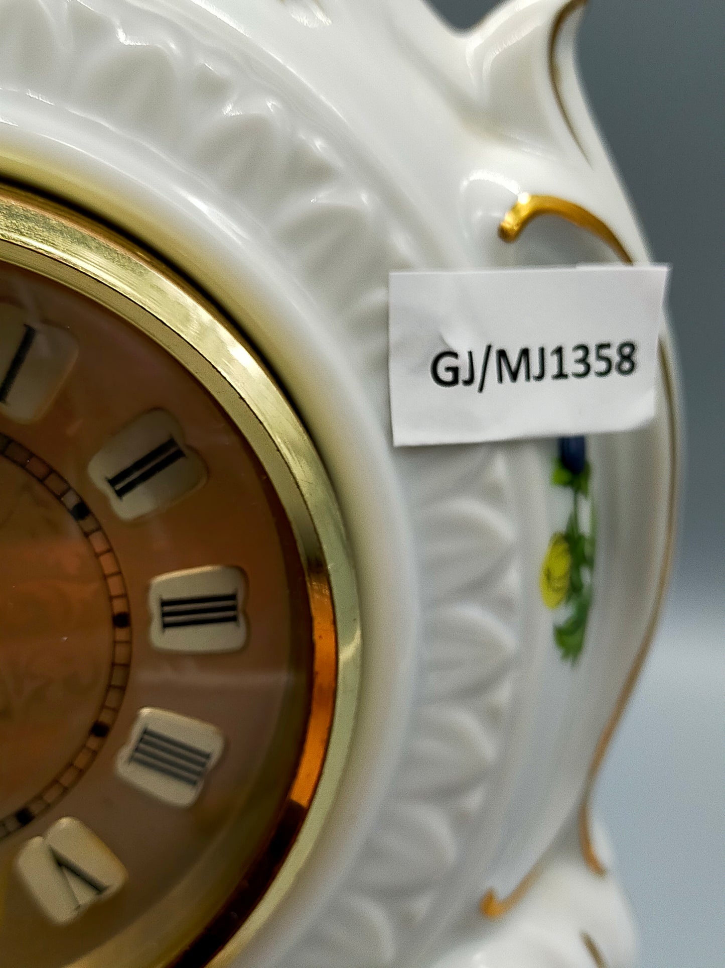 Elegante Meister-Quarz Porzellan Tisch Uhr