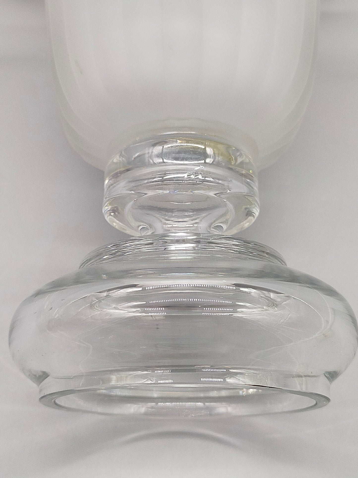 Elegante Glasvase aus Satin glas Kelchform im Art-Déco-Stil