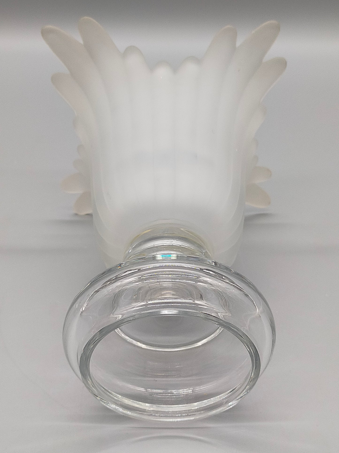 Elegante Glasvase aus Satin glas Kelchform im Art-Déco-Stil
