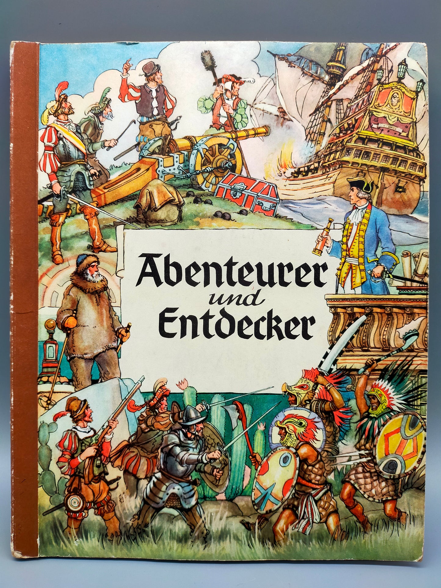 Abenteuer und Entdecker Antikes Bilderbuch mit Karten & Illustrationen