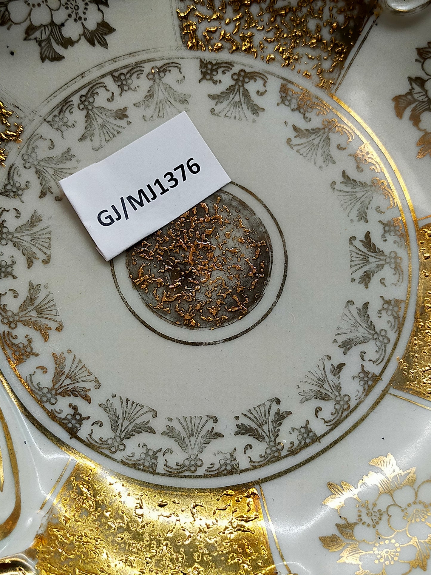 Antike Porzellanschale mit Goldstaffage & Griff  J.G. & Z. Handelsmerk