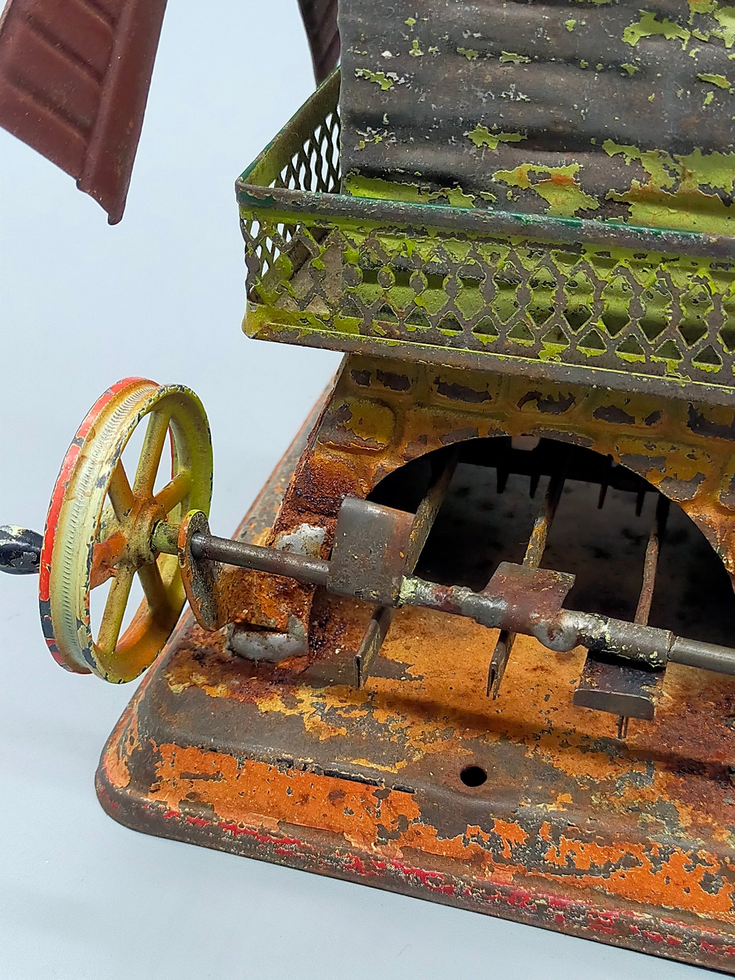 Antike Blech-Windmühle Nostalgisches Blechspielzeug