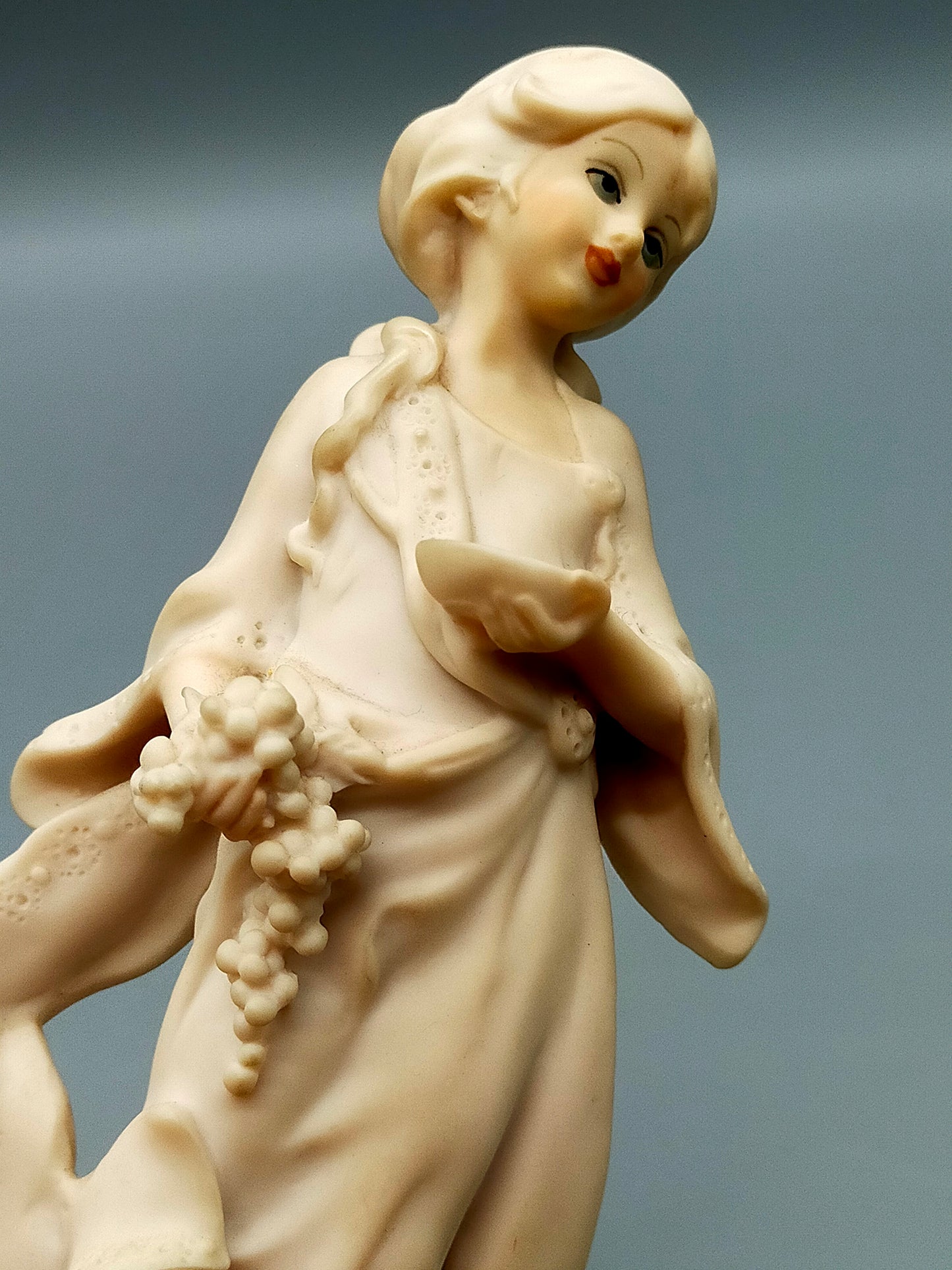 G. Armani Capodimonte Figur Lady Florence Porzellan Skulptur