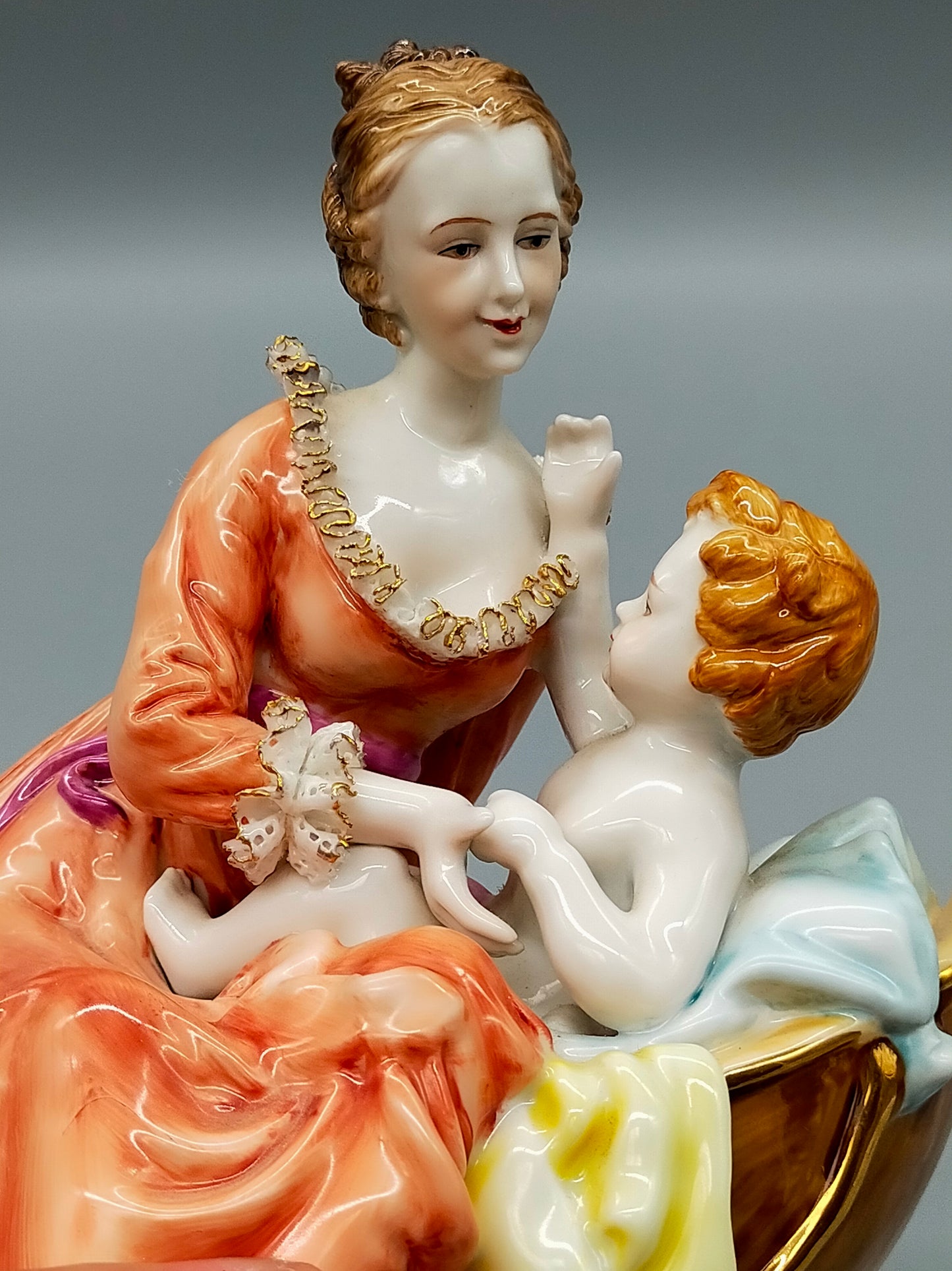 Große Richard Klemm Dresden Porzellanfigur Mutter mit Kind – Barock