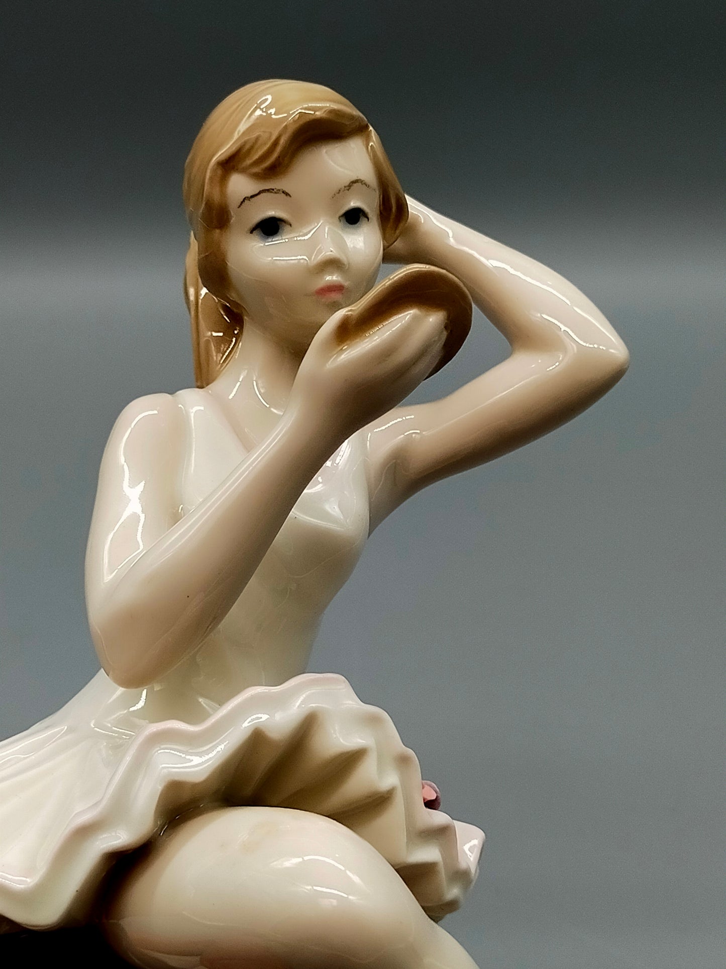 Spanische Mediflor Porzellan Figur Ballerina mit Spiegel Handarbeit